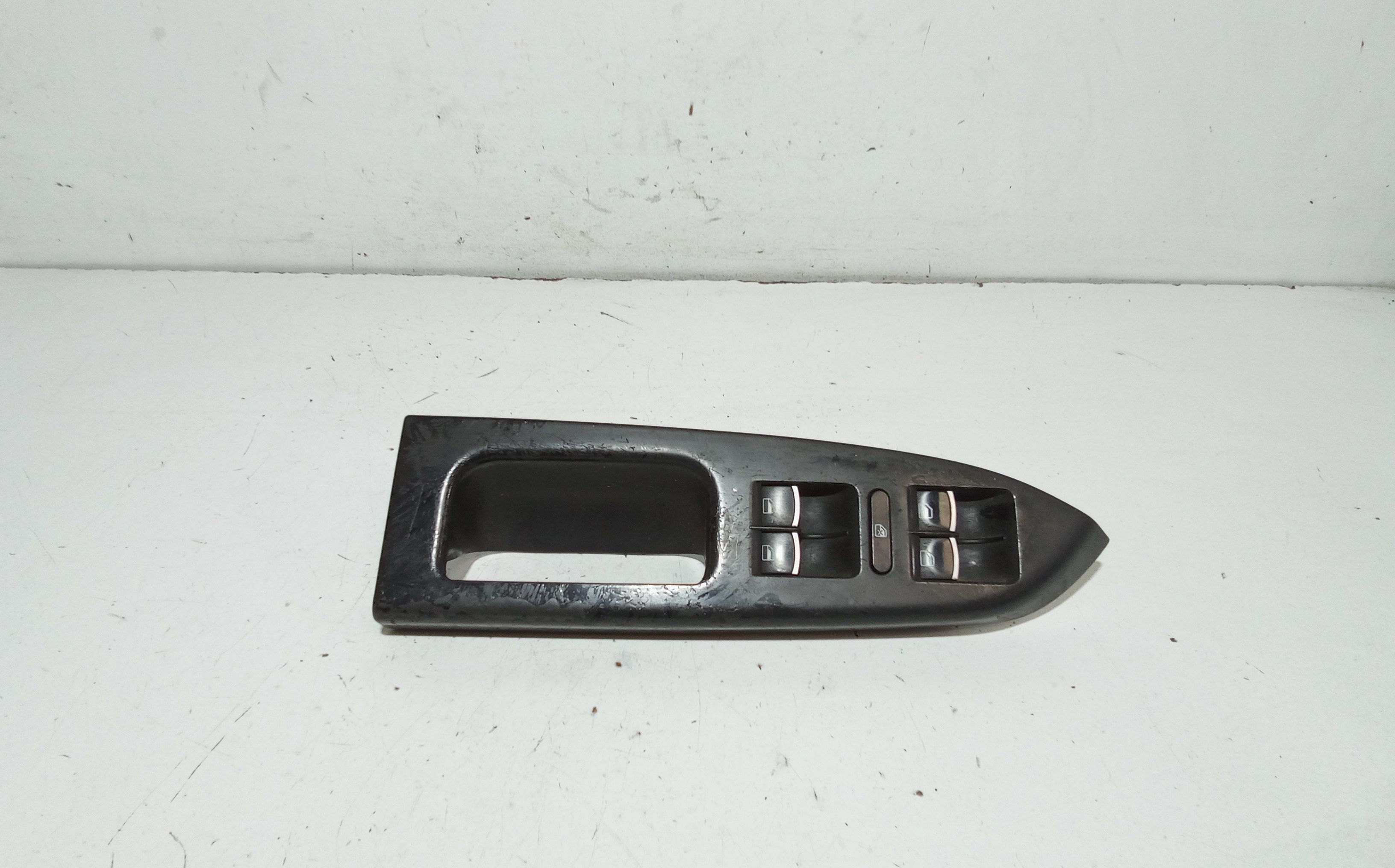 Pulsantiera anteriore sinistra Guida VOLKSWAGEN Touran 1 Serie