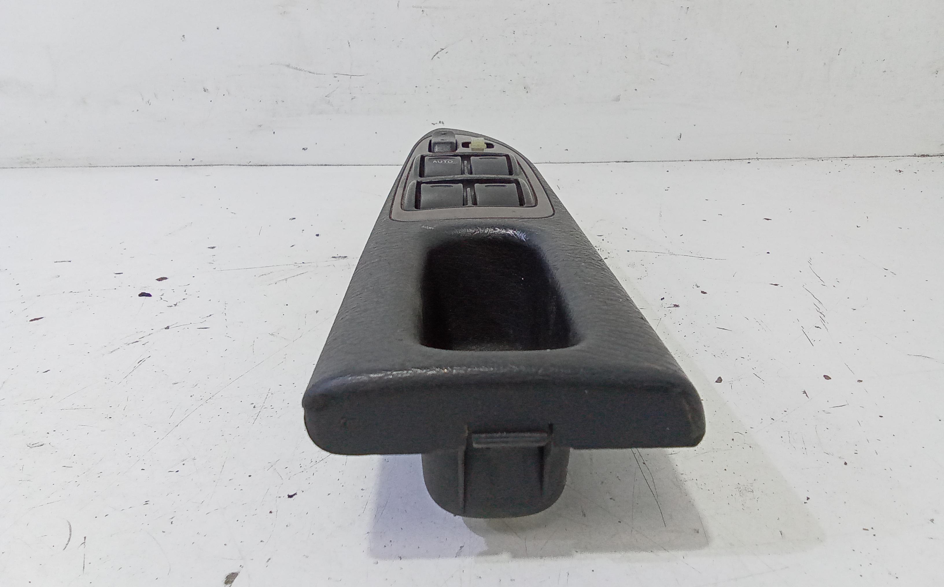 Pulsantiera anteriore sinistra Guida TOYOTA Avensis Berlina 2 Serie