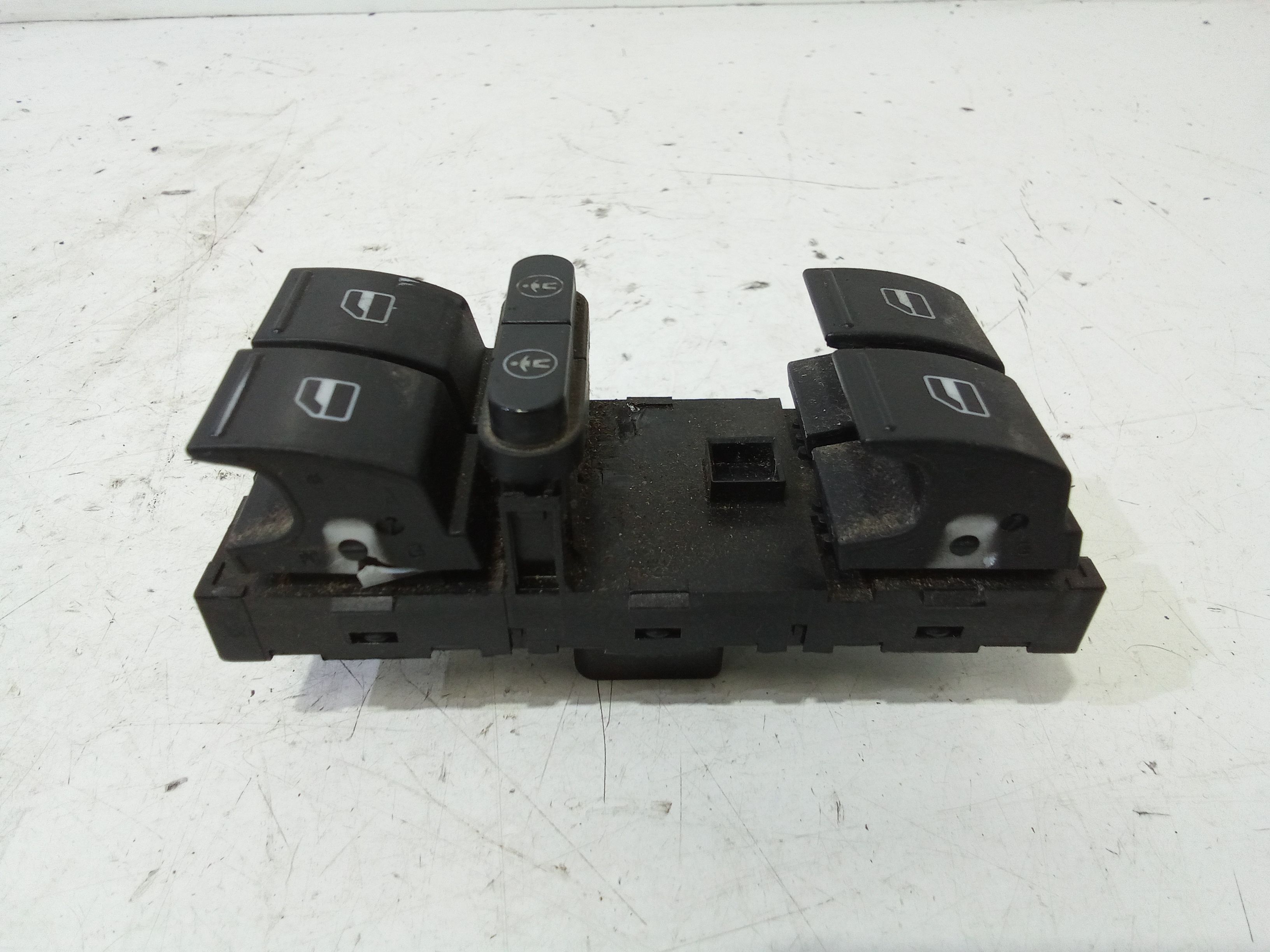 Pulsantiera anteriore sinistra Guida VOLKSWAGEN Touareg 1 Serie