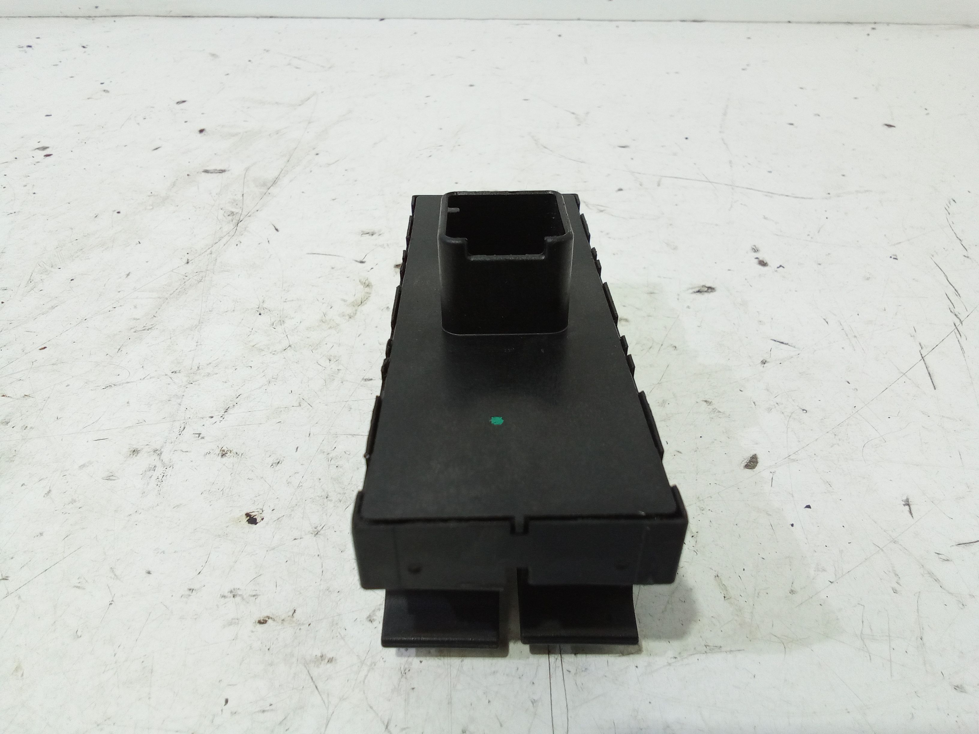 Pulsantiera anteriore sinistra Guida VOLKSWAGEN Touareg 1 Serie