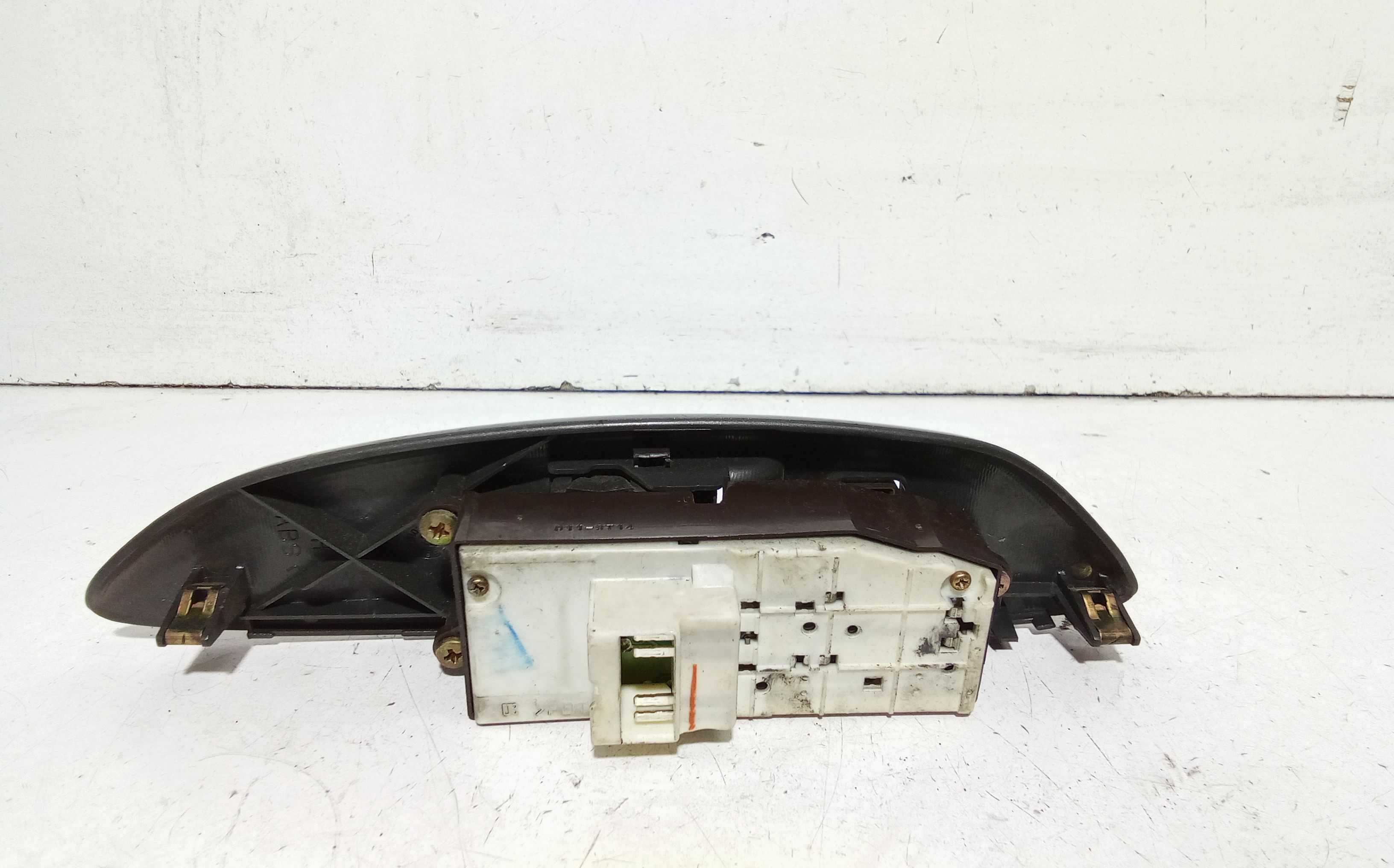 Pulsantiera anteriore sinistra Guida TOYOTA Yaris Serie (99>03)