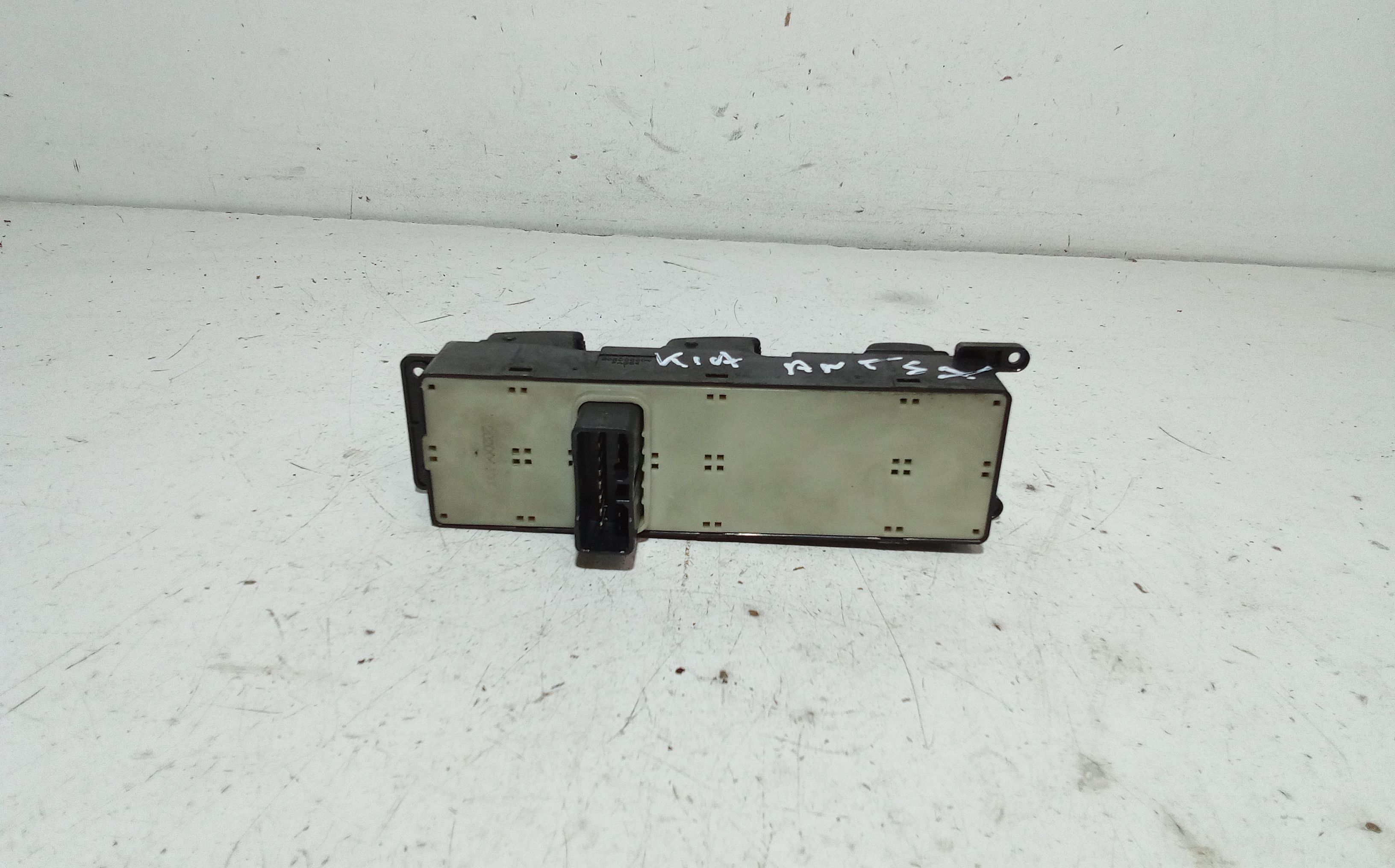 Pulsantiera anteriore sinistra Guida KIA Rio 3 Serie