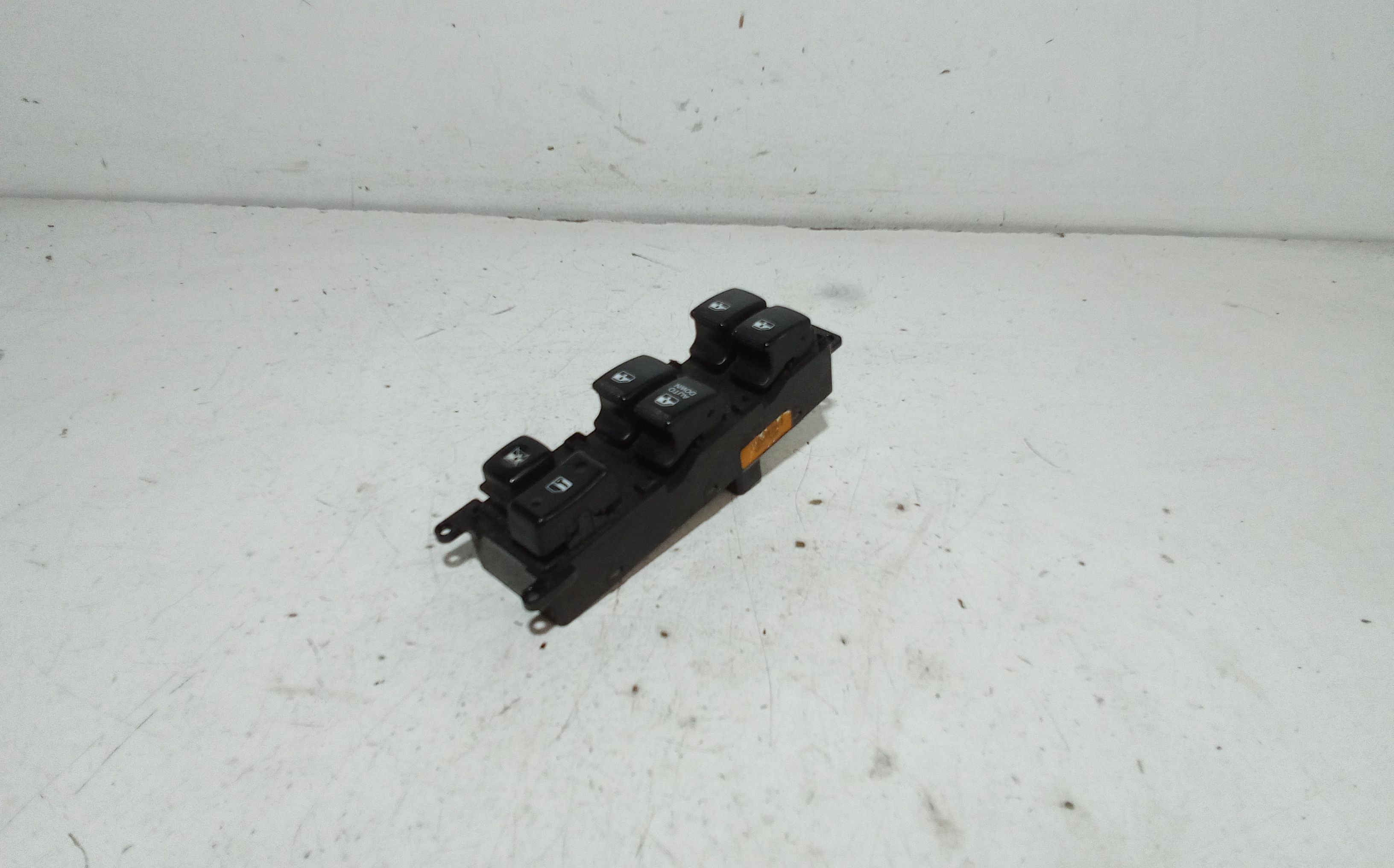 Pulsantiera anteriore sinistra Guida KIA Rio 3 Serie