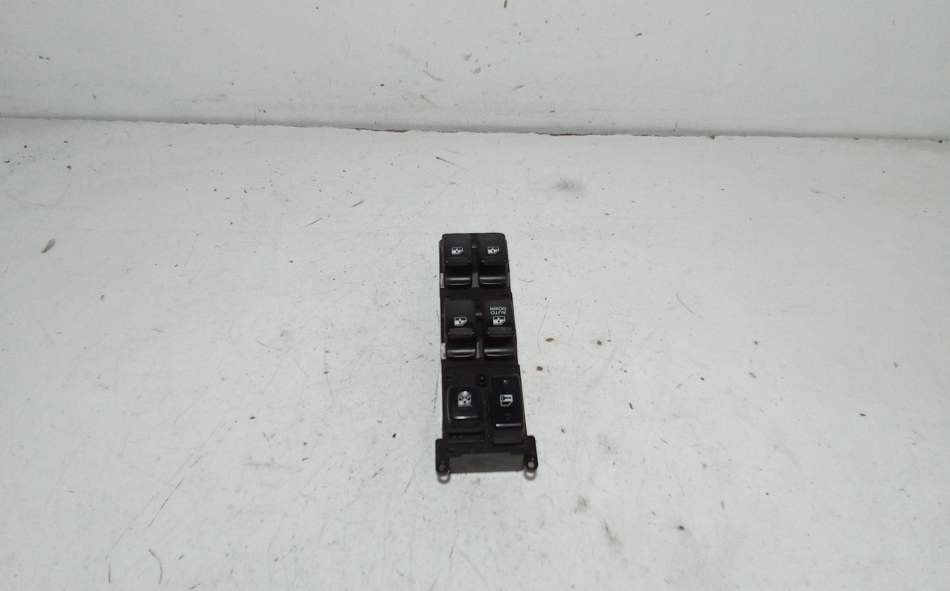 Pulsantiera anteriore sinistra Guida KIA Rio 3 Serie