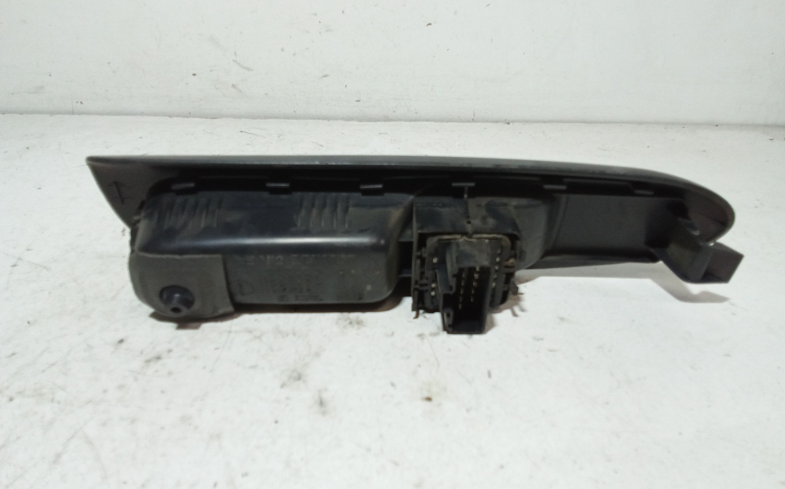 Pulsantiera anteriore sinistra Guida RENAULT Clio Serie (04>08)