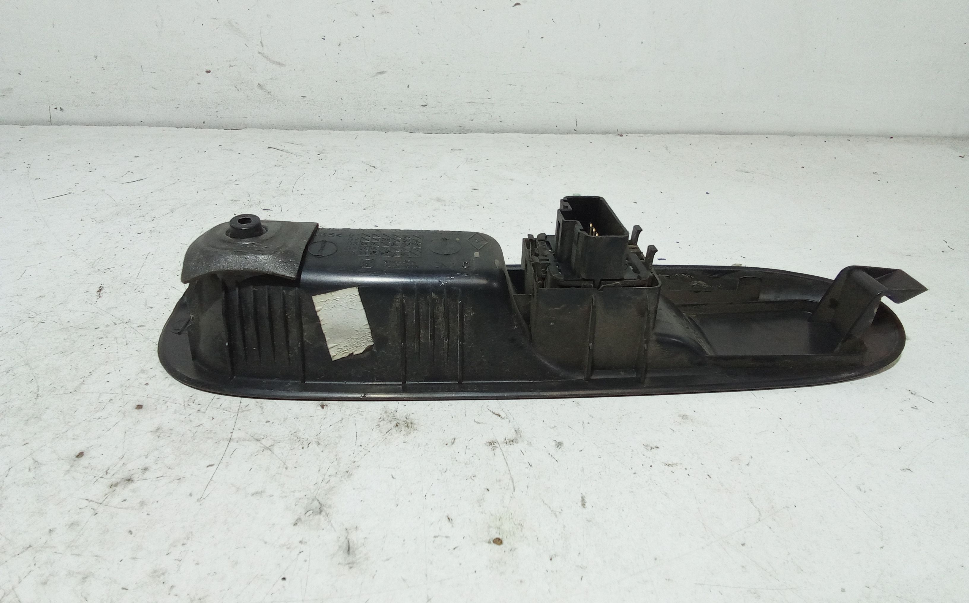 Pulsantiera anteriore sinistra Guida RENAULT Clio Serie (04>08)