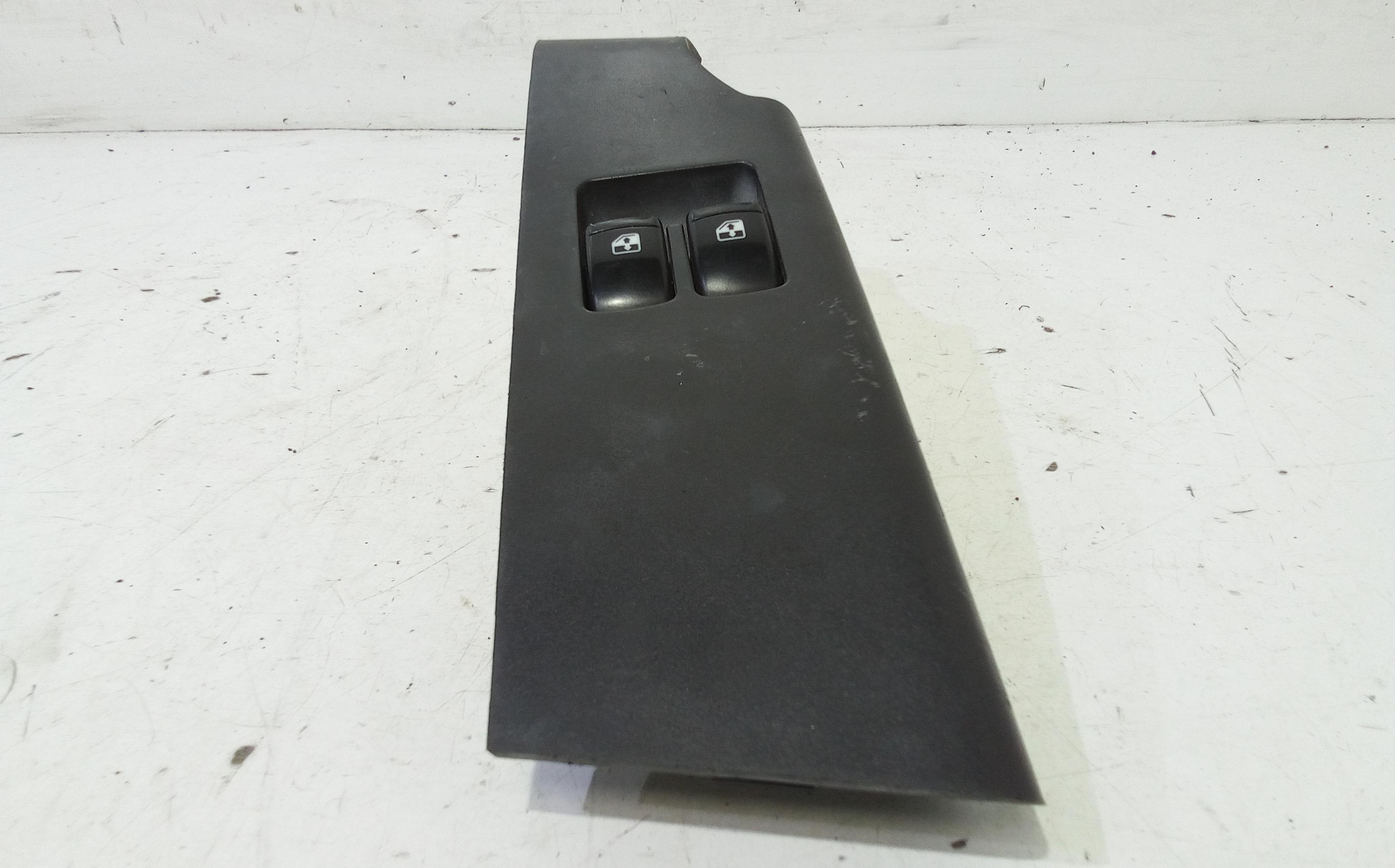 Pulsantiera anteriore sinistra Guida CHEVROLET Aveo 1 Serie