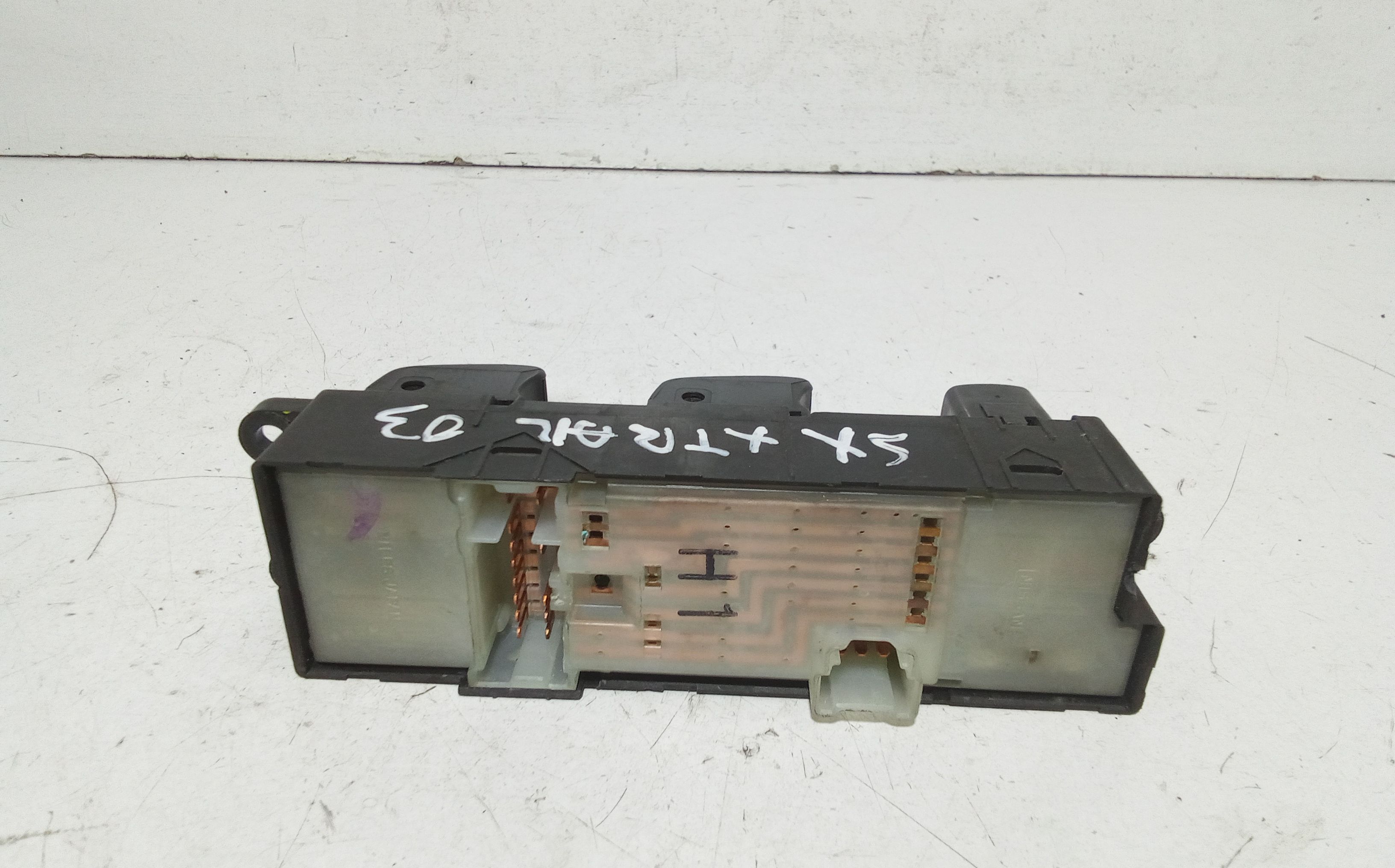 Pulsantiera anteriore sinistra Guida NISSAN X-Trail 1 Serie