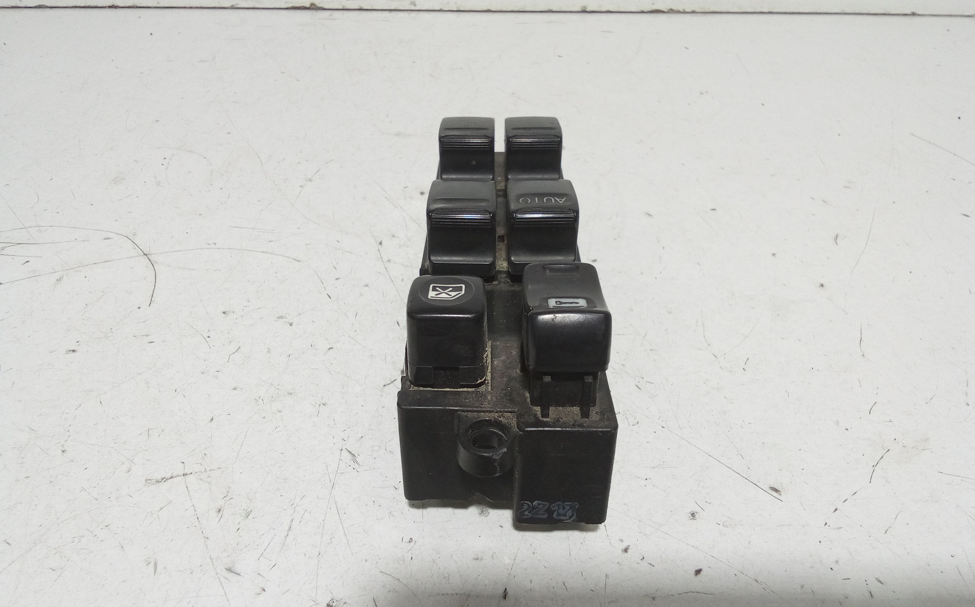 Pulsantiera anteriore sinistra Guida NISSAN X-Trail 1 Serie