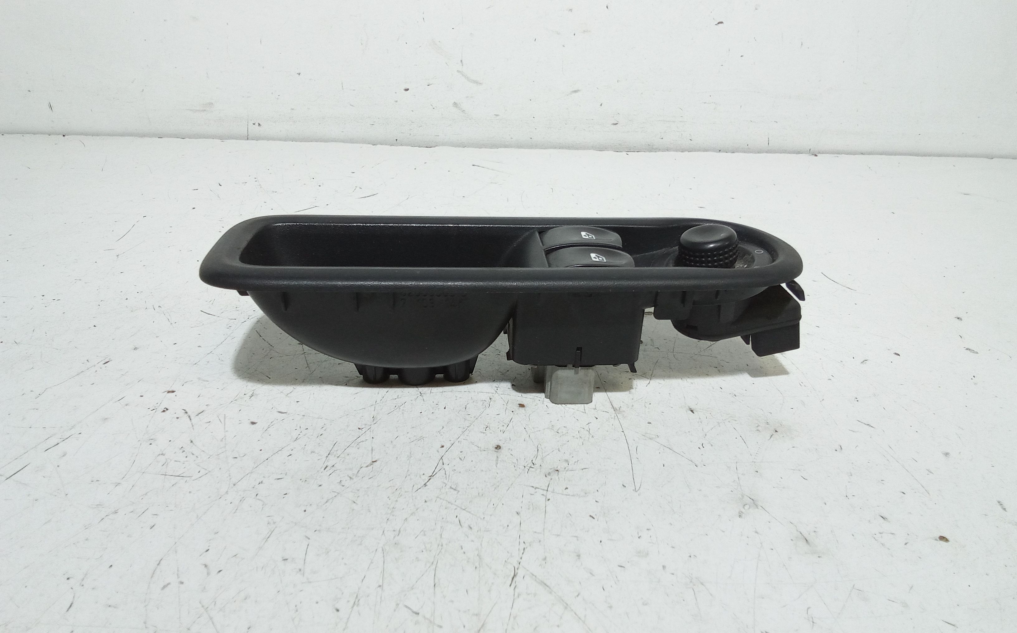 Pulsantiera anteriore sinistra Guida RENAULT Clio Serie (04>08)