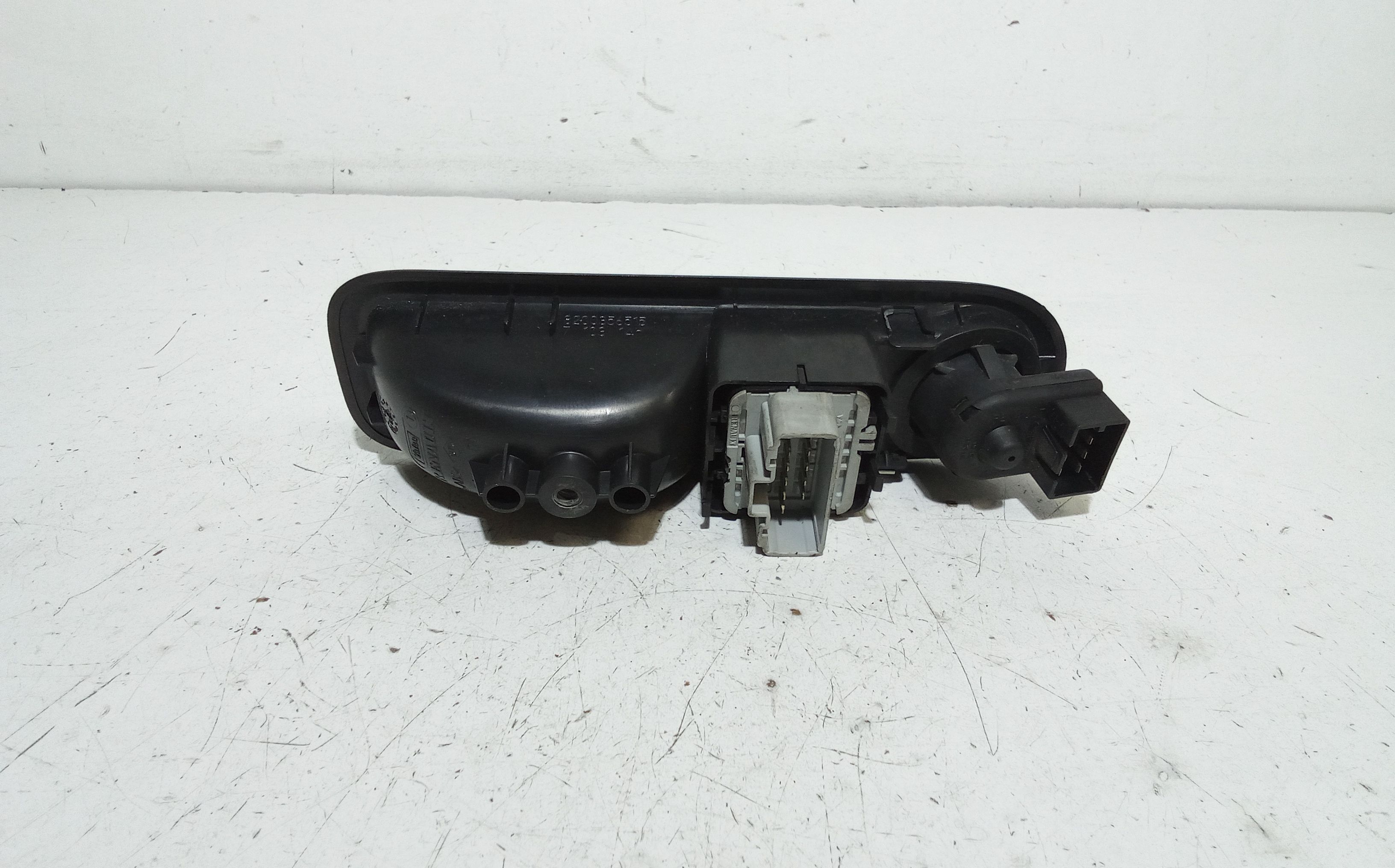 Pulsantiera anteriore sinistra Guida RENAULT Clio Serie (04>08)