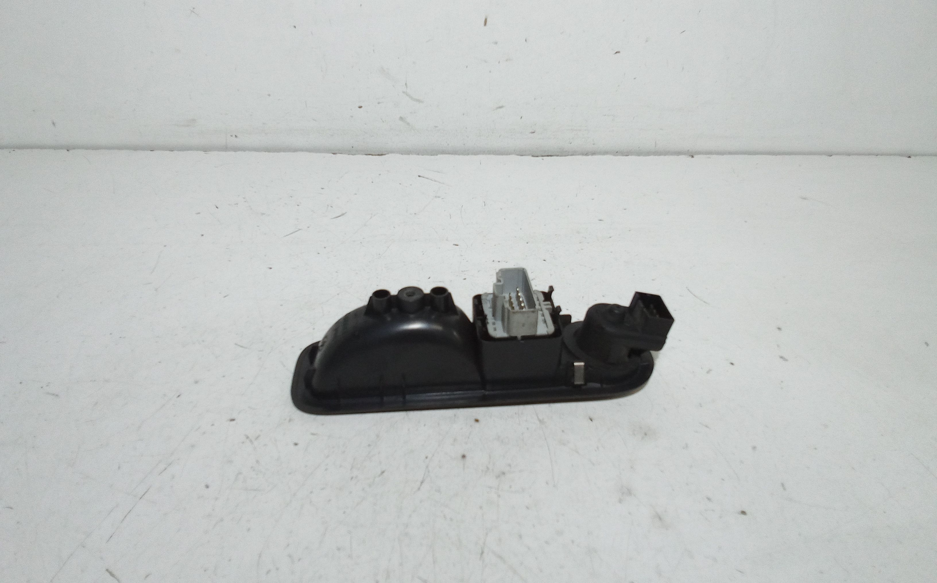 Pulsantiera anteriore sinistra Guida RENAULT Clio Serie (04>08)