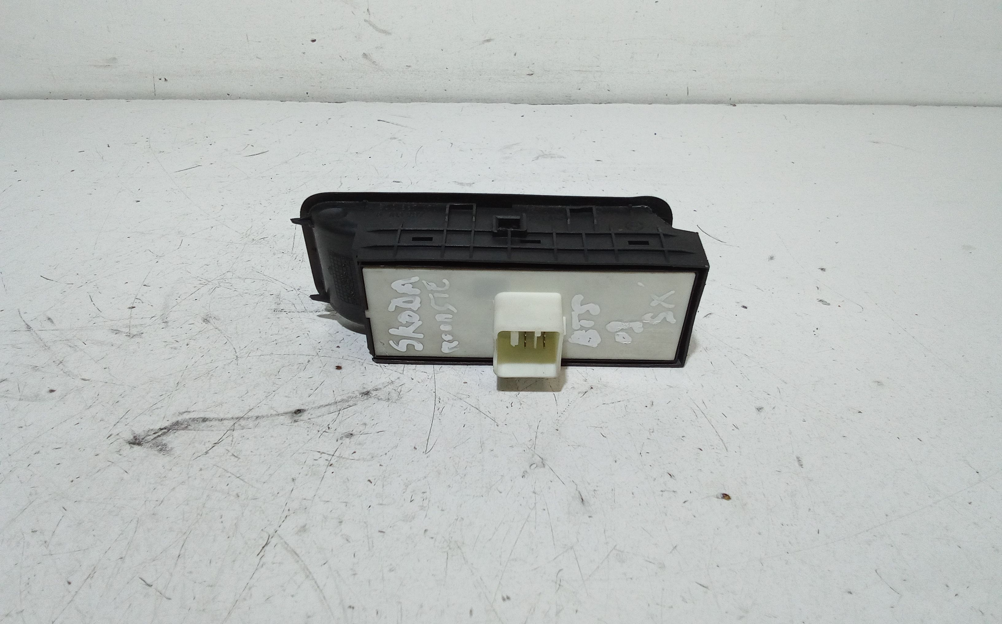 Pulsantiera anteriore sinistra Guida SKODA Roomster 1� Serie