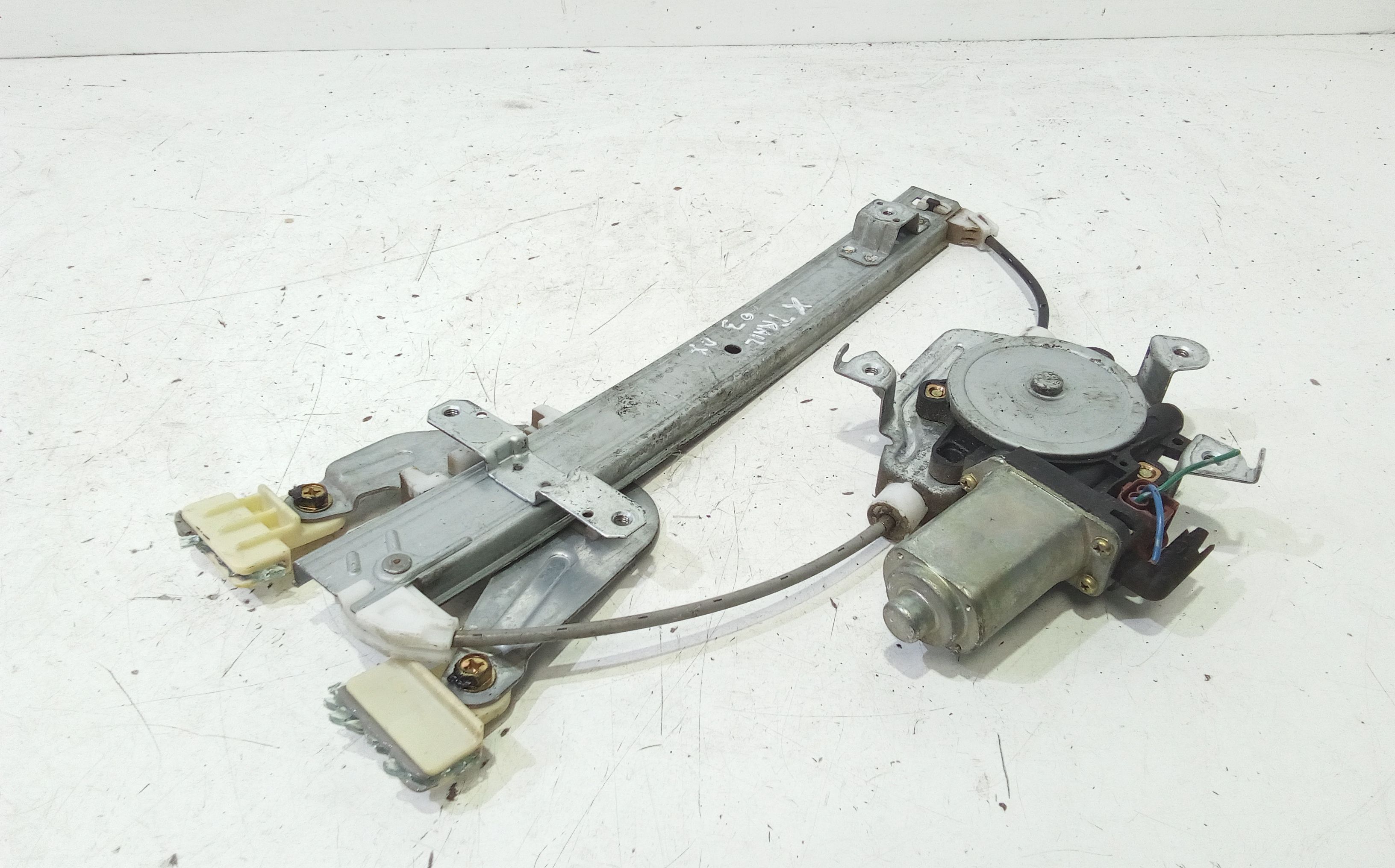 Cremagliera posteriore destra passeggero NISSAN X-Trail 1 Serie