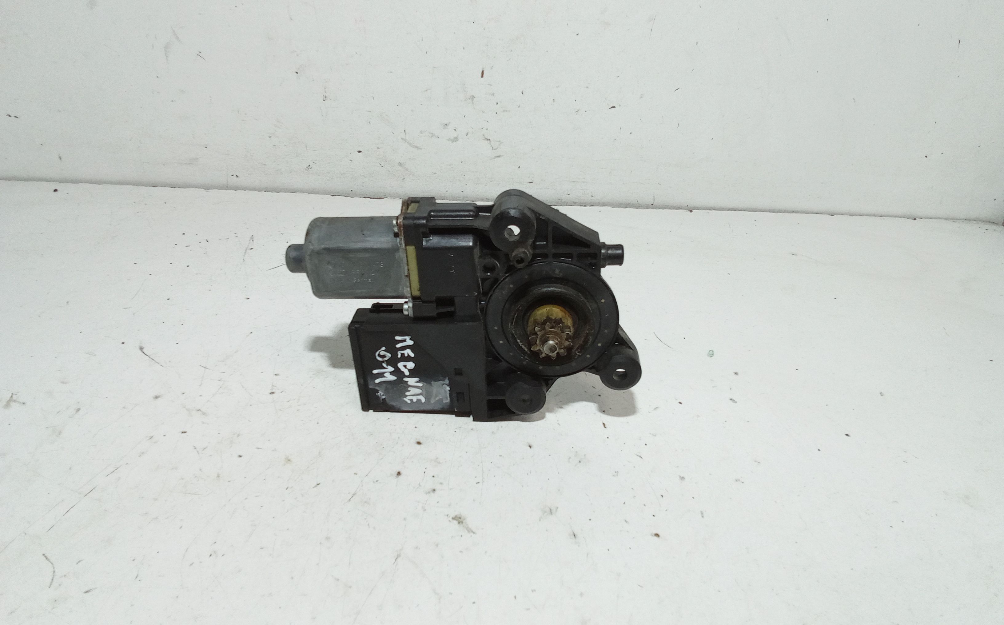 Motorino Alzavetro posteriore destra RENAULT Megane S. Wagon (08>12)