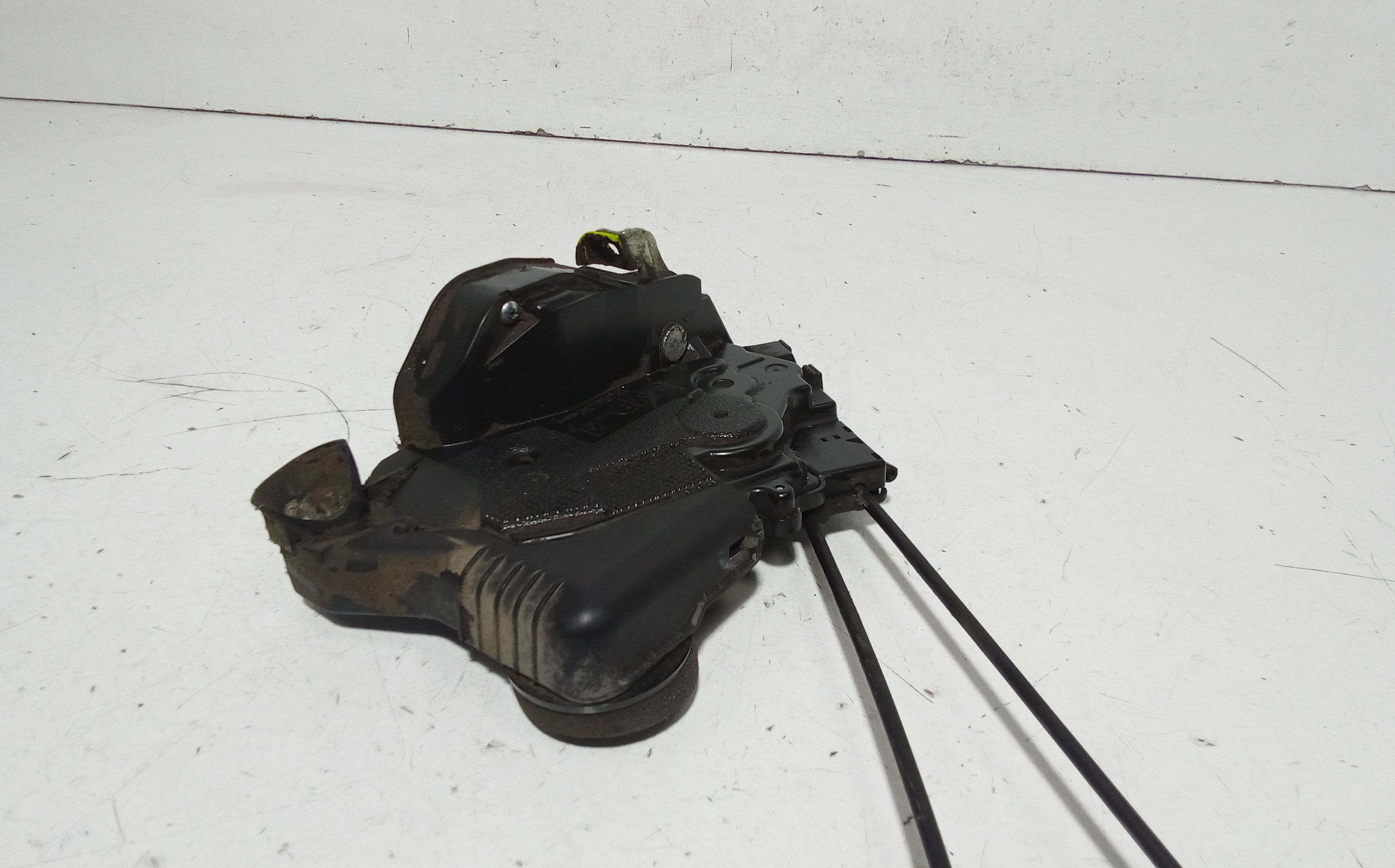 Serratura Anteriore Sinistra TOYOTA Yaris Serie (05>08)