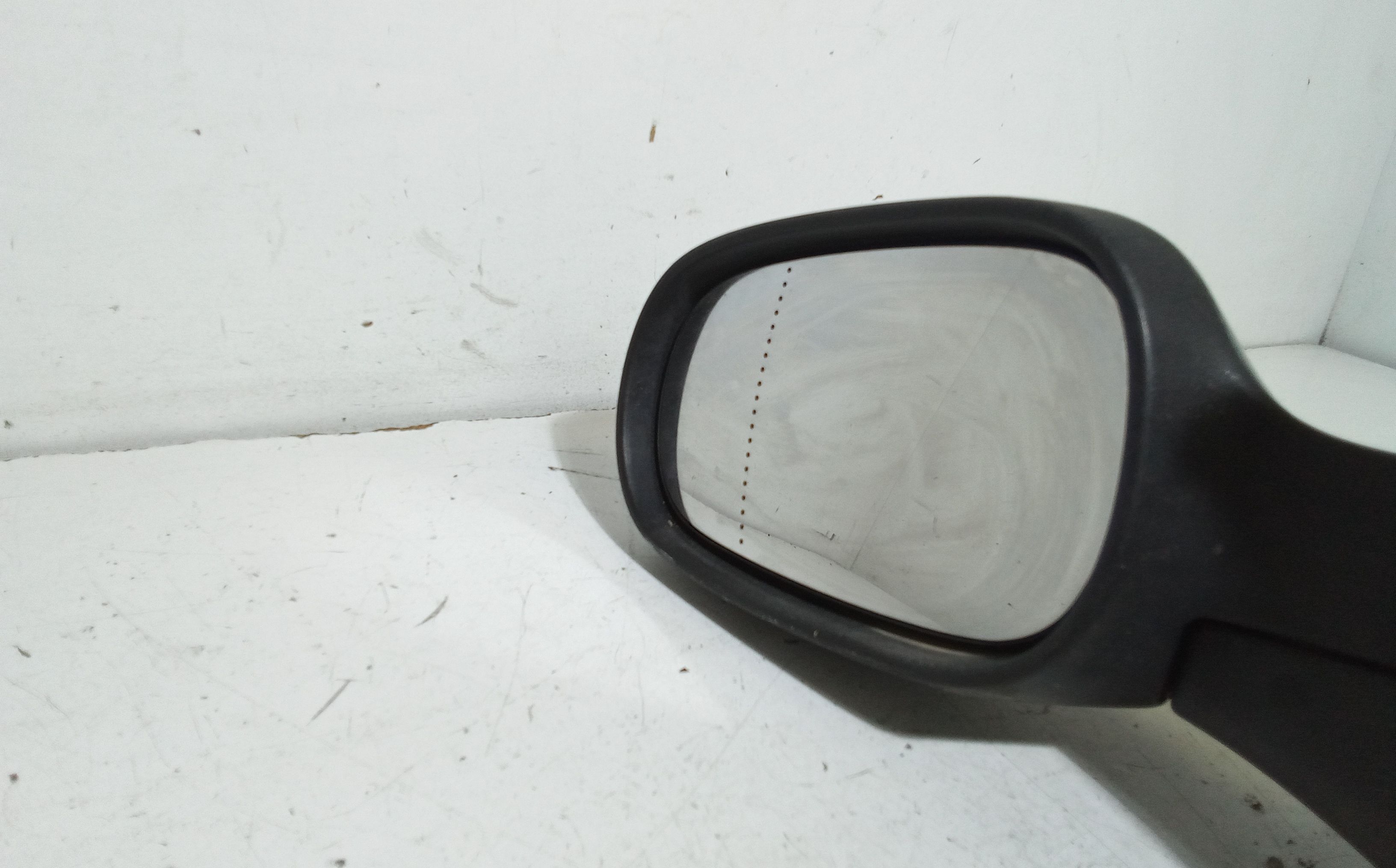 Specchietto Retrovisore Sinistro RENAULT Clio Serie (04>08)