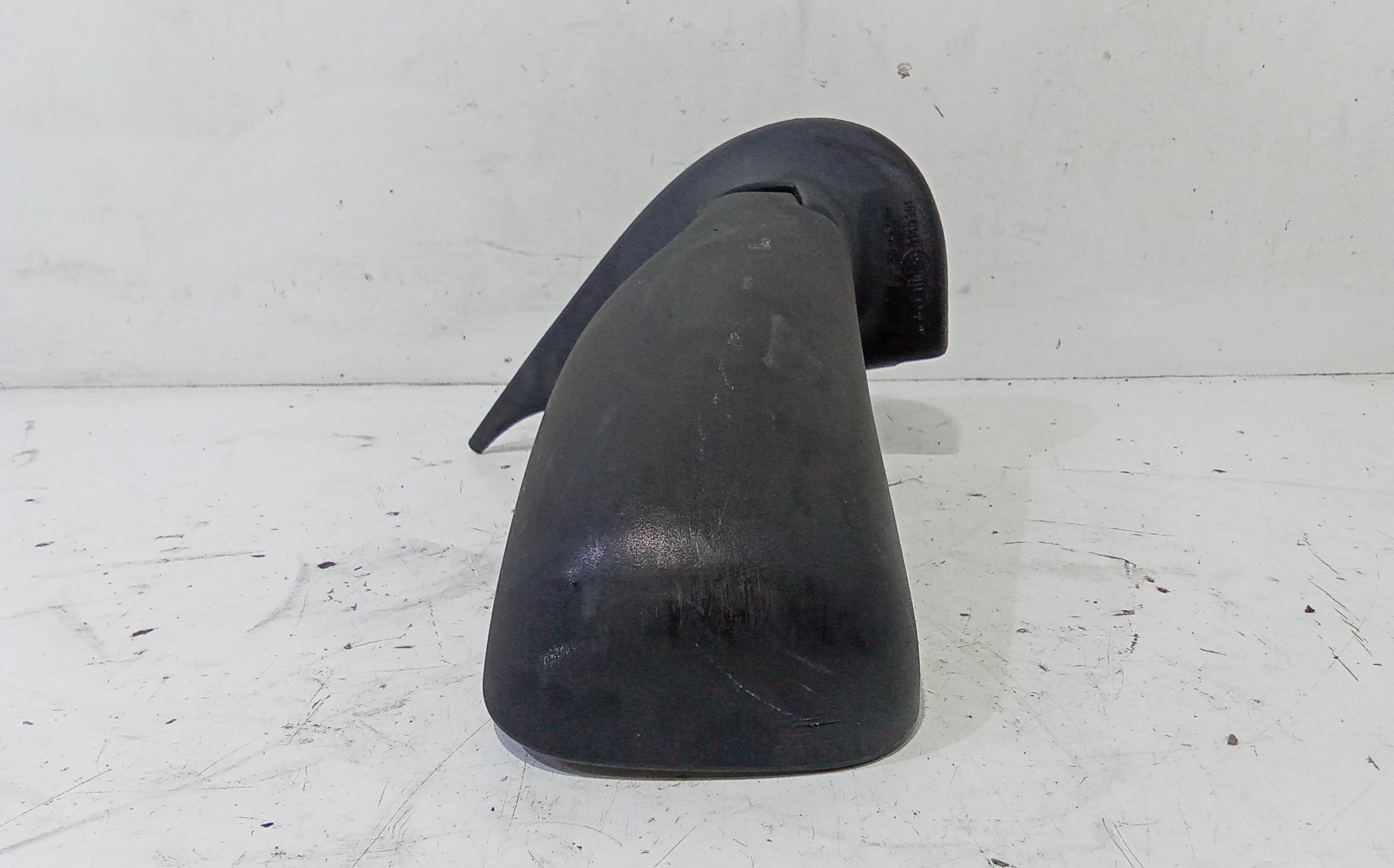 Specchietto Retrovisore Destro FIAT Punto Berlina 3P