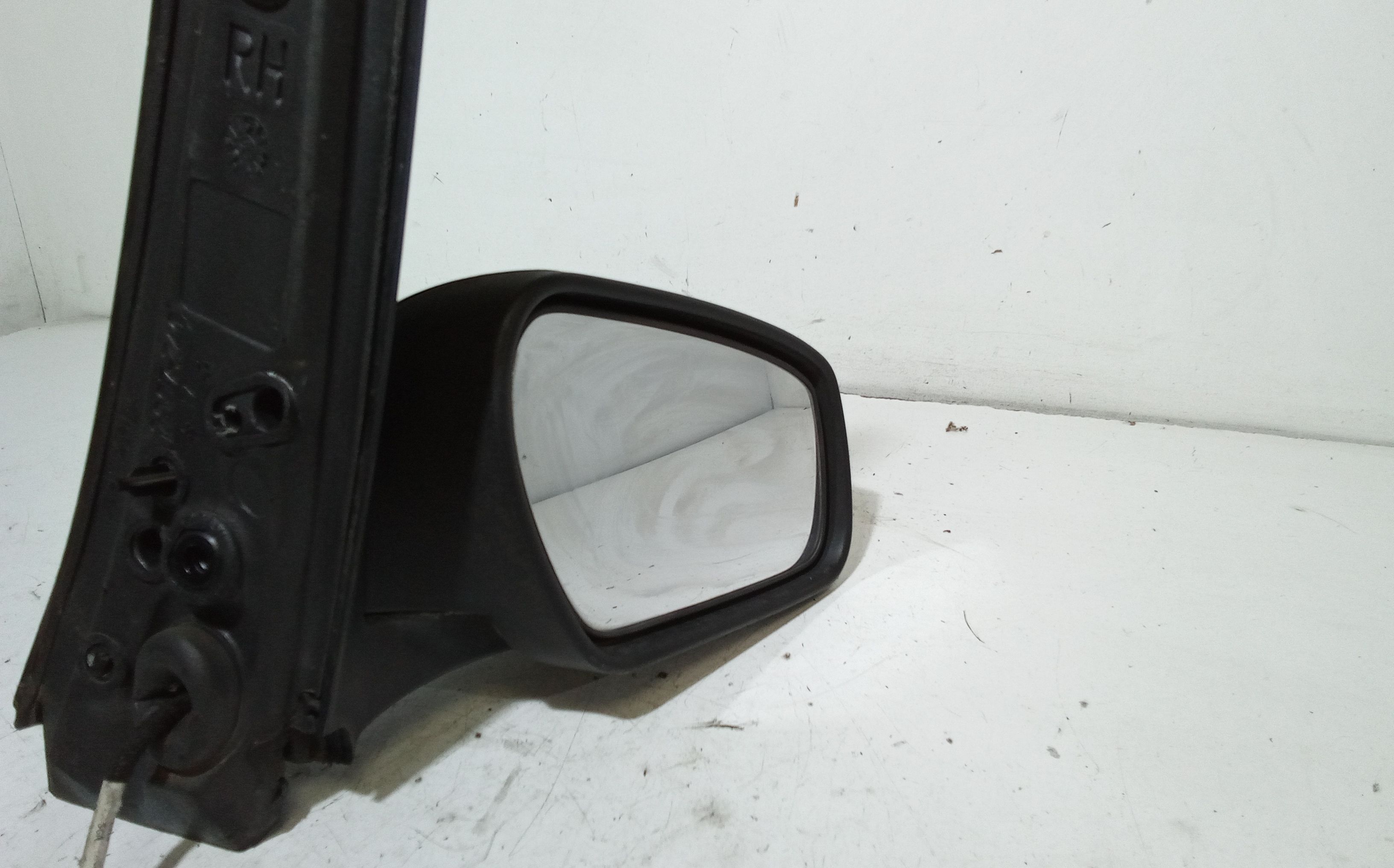 Specchietto Retrovisore Destro FORD Focus C-Max Serie (03>07)