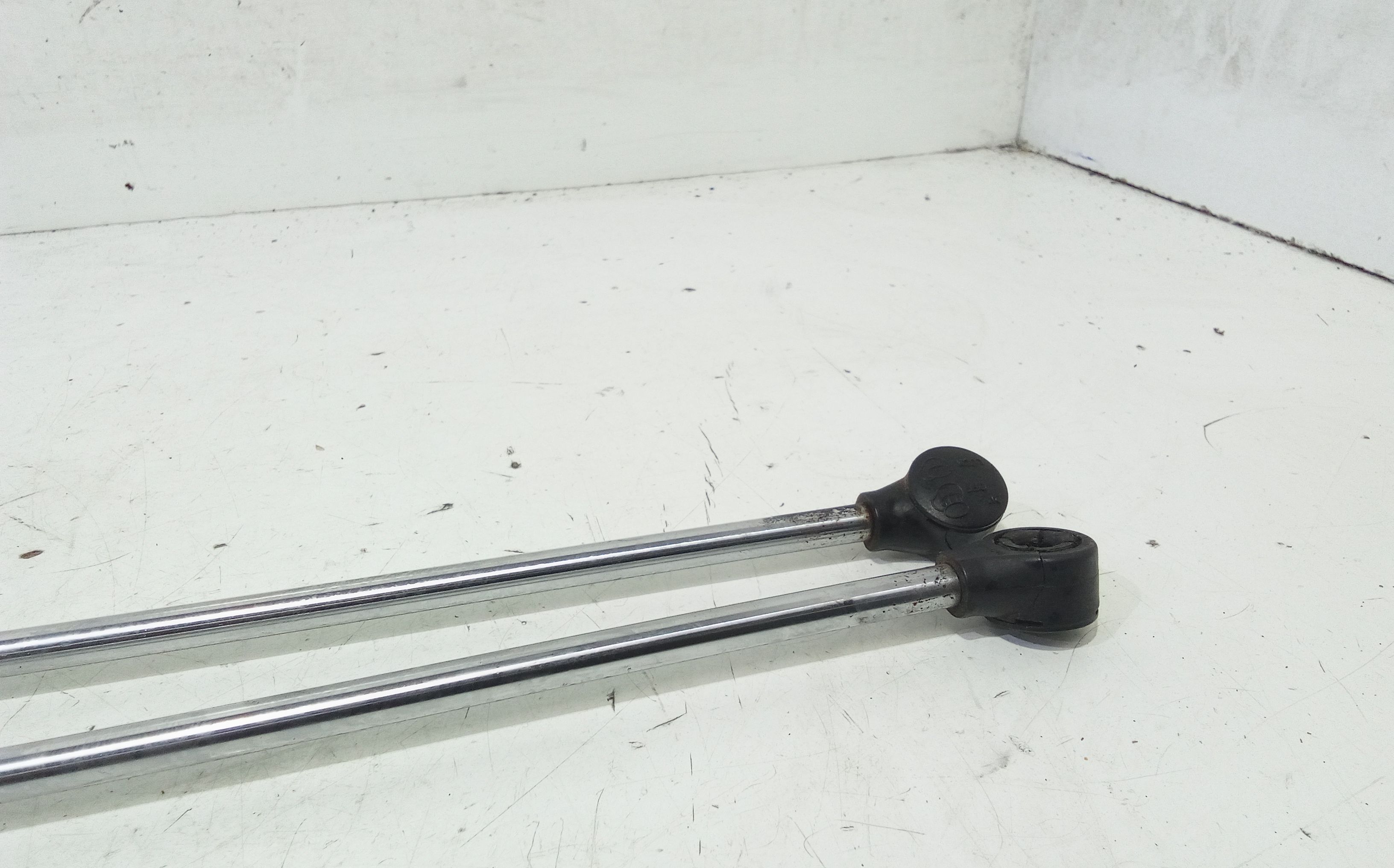 Pistoncini cofano Post. JEEP Wrangler 2 Serie