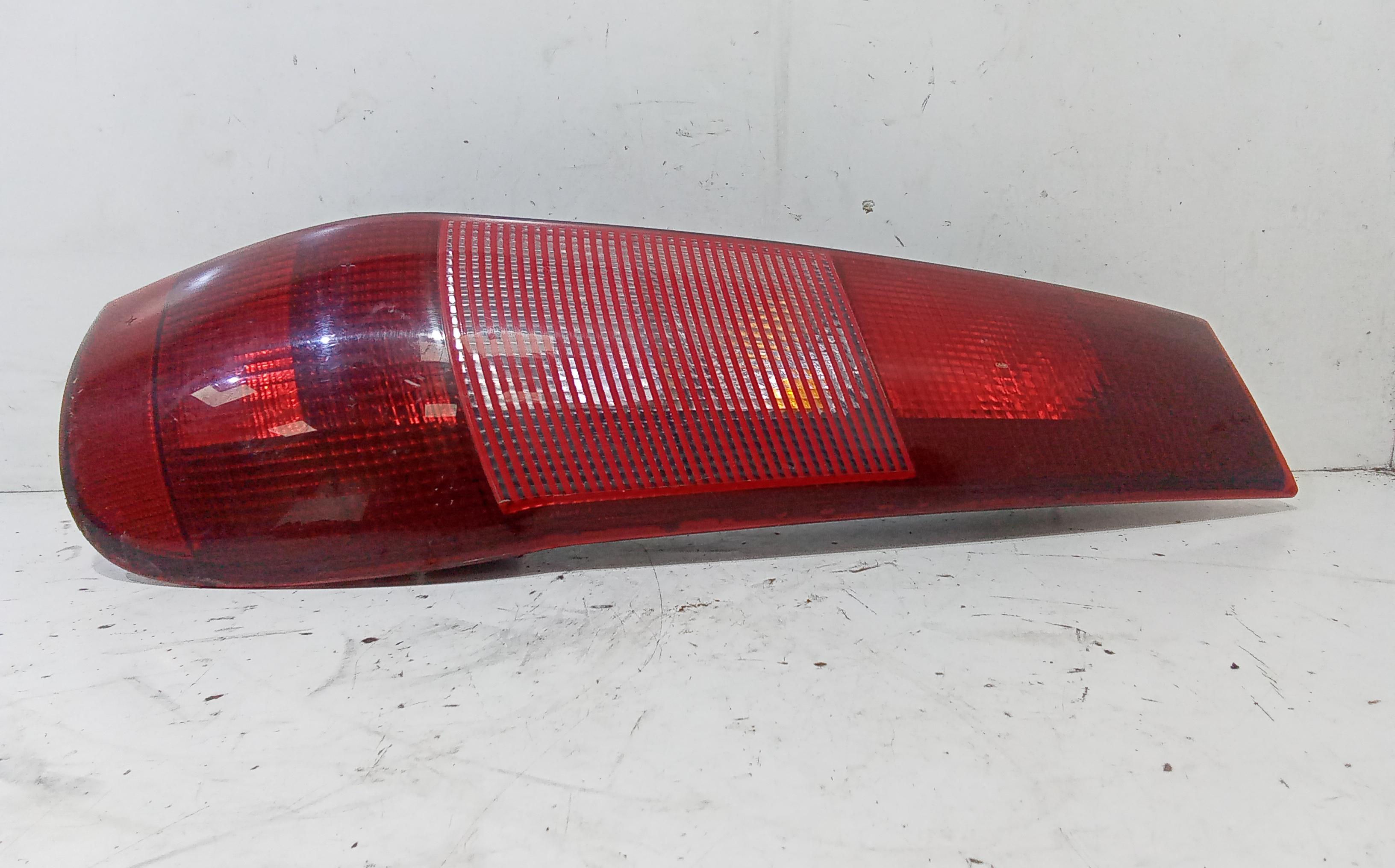 Stop fanale posteriore Destro Passeggero FIAT Punto Berlina 3P