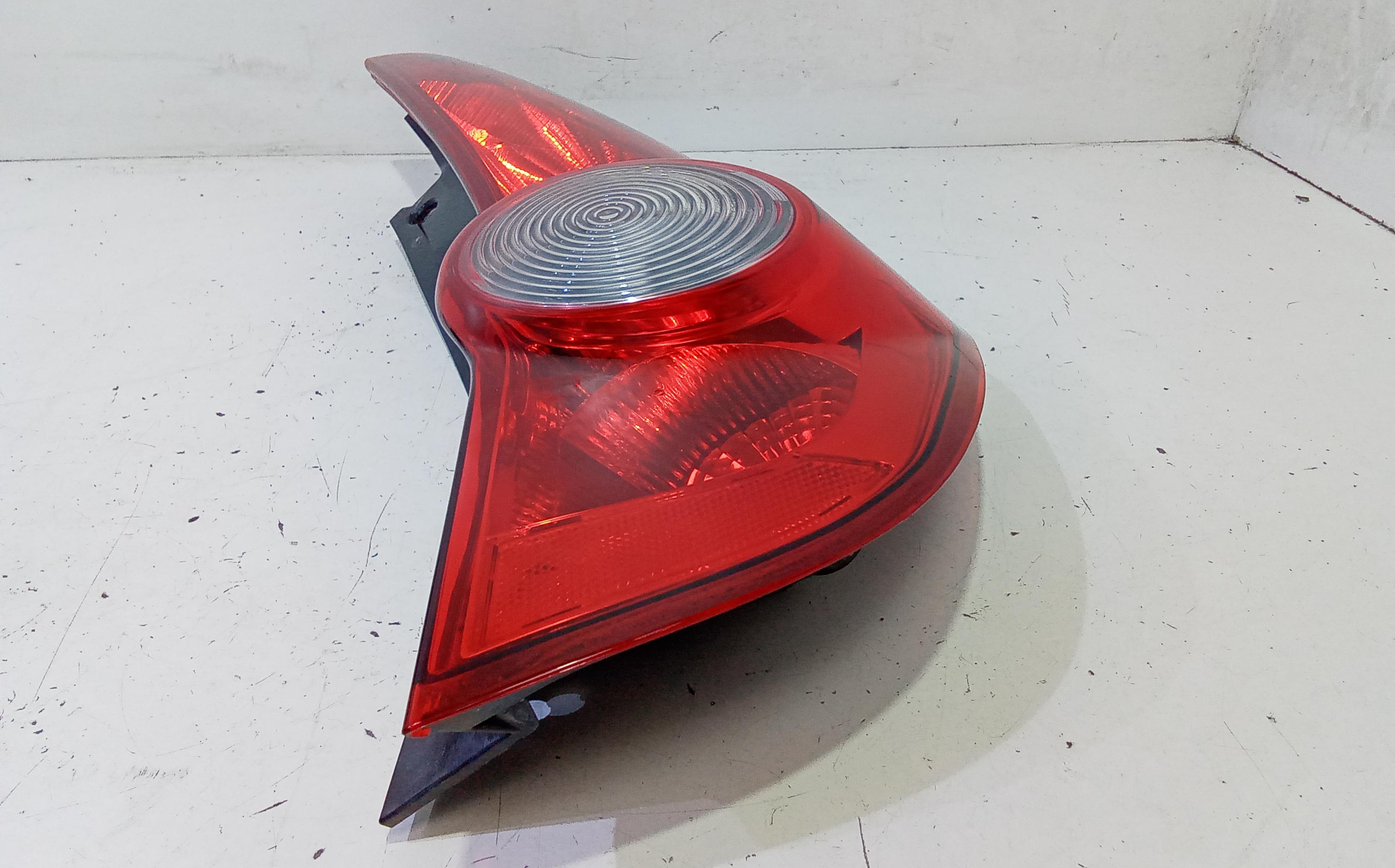 Stop fanale posteriore Destro Passeggero OPEL Agila B