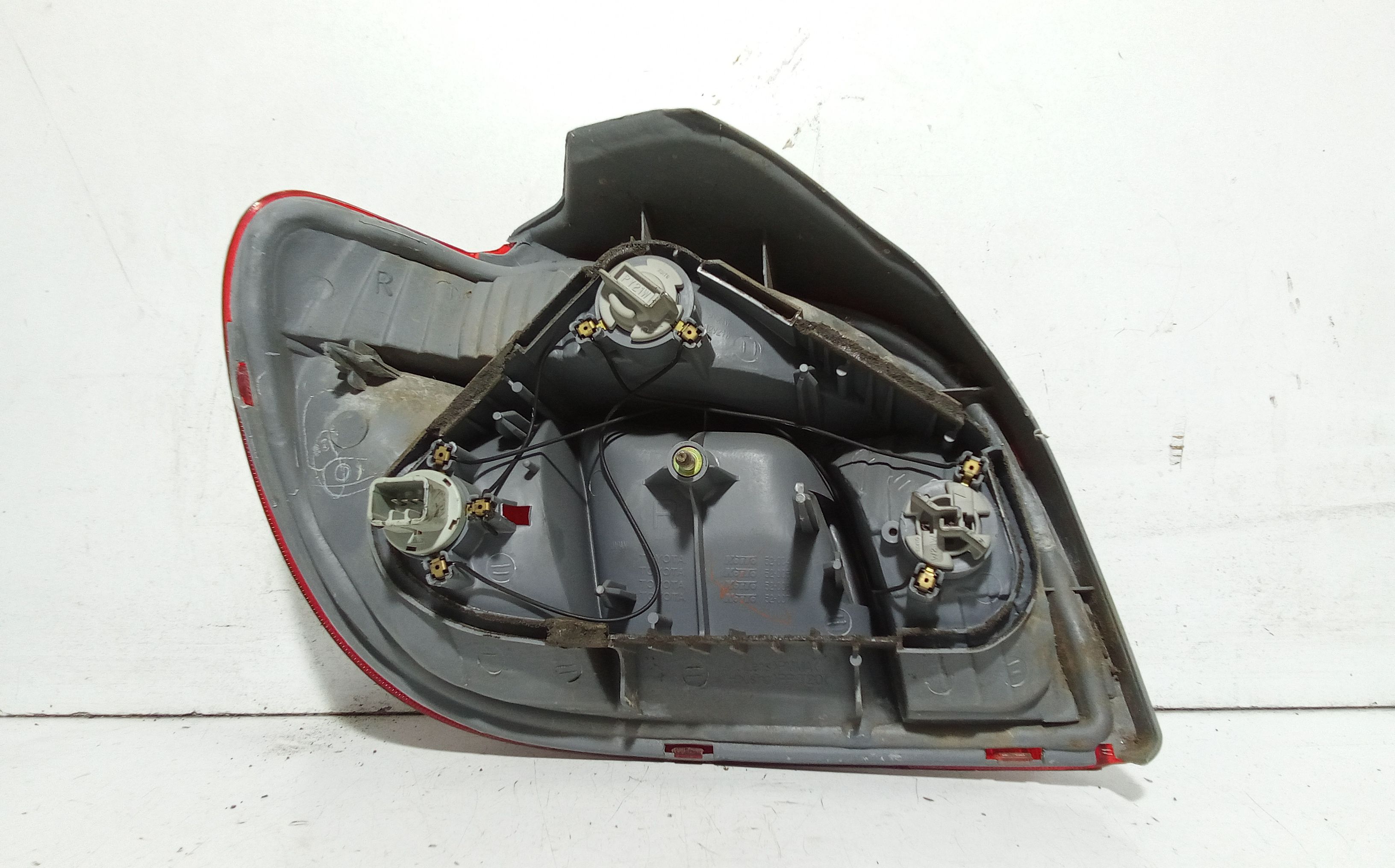 Stop fanale posteriore Destro Passeggero TOYOTA Yaris Serie (99>03)