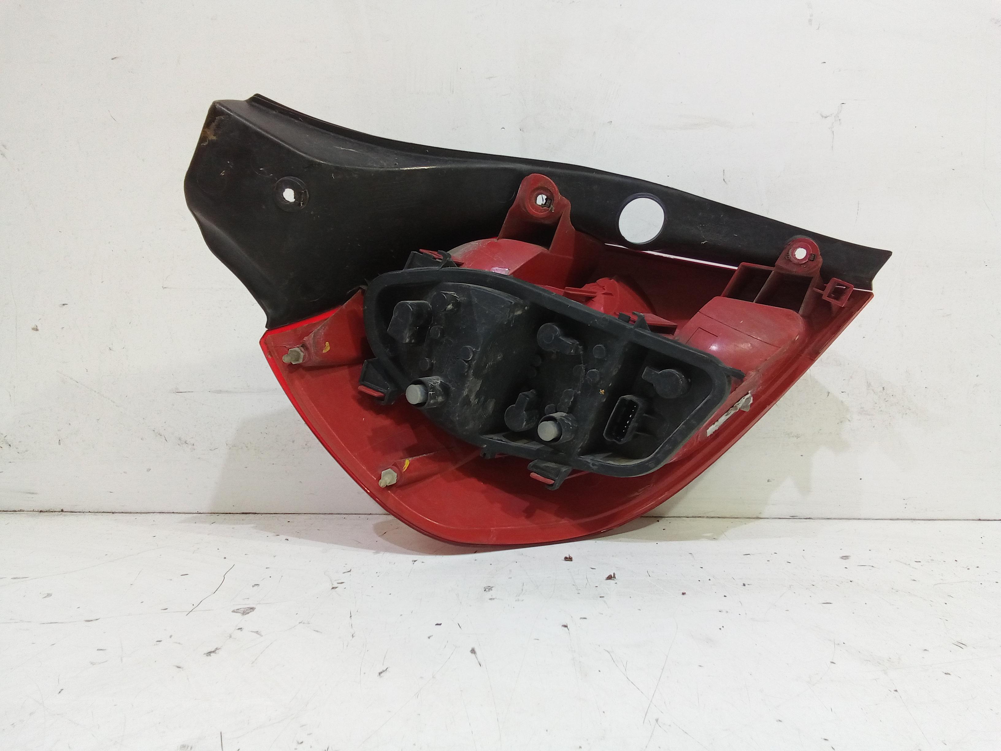 Stop fanale posteriore Destro Passeggero RENAULT Clio Serie (08>15)