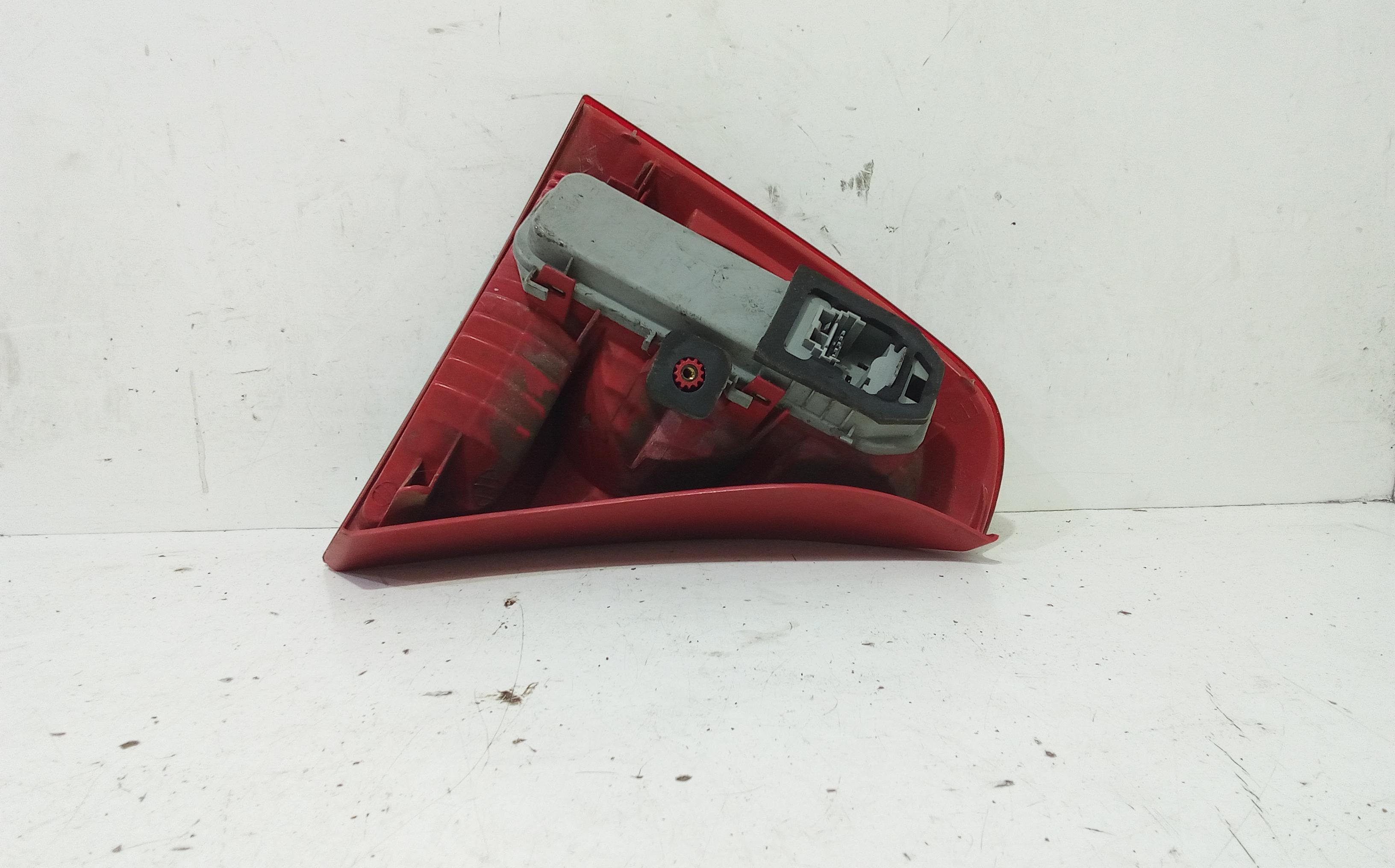 Stop fanale posteriore Destro Passeggero RENAULT Clio Serie (01>05)