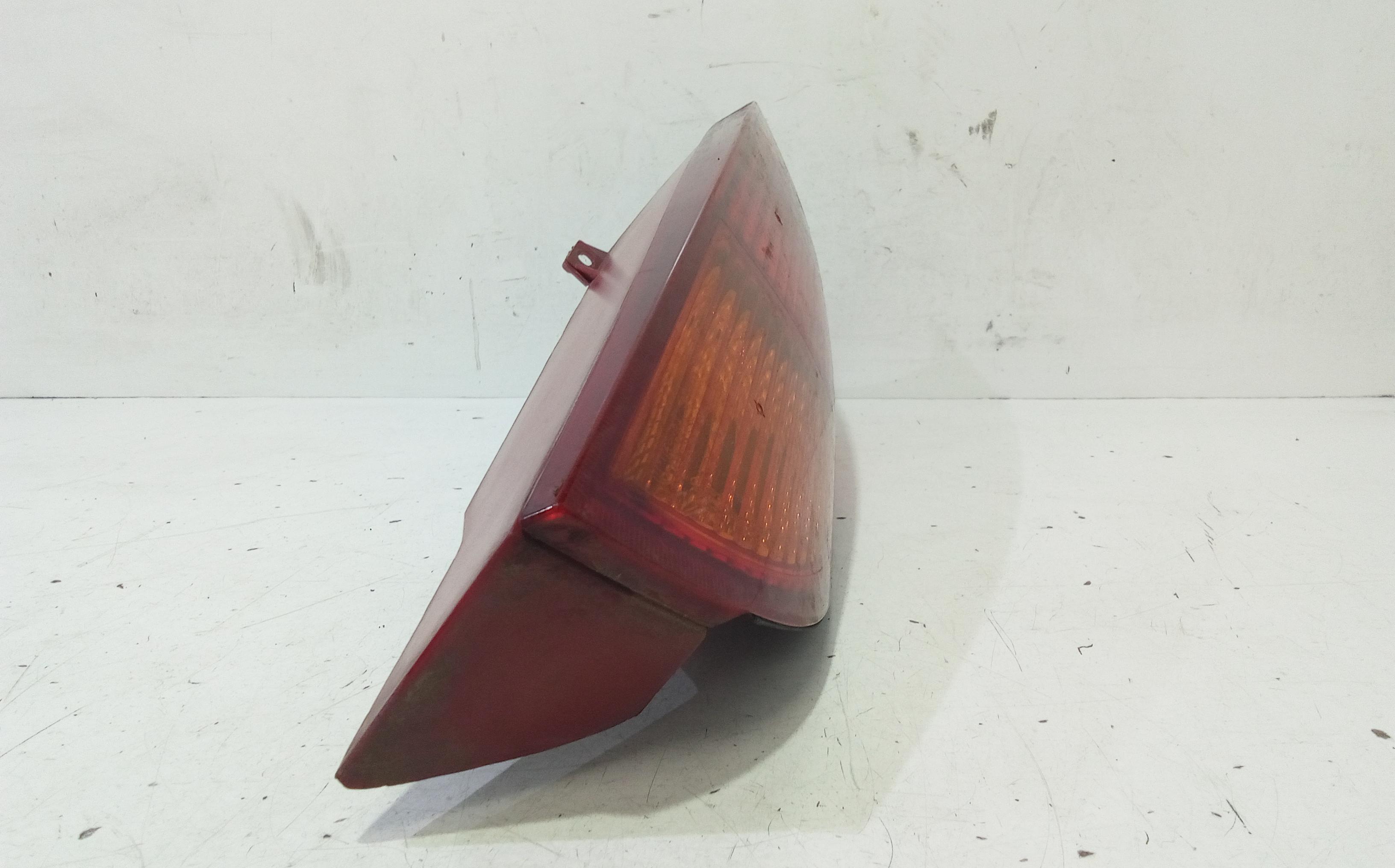 Stop fanale posteriore Destro Passeggero FORD Focus Berlina 2 Serie