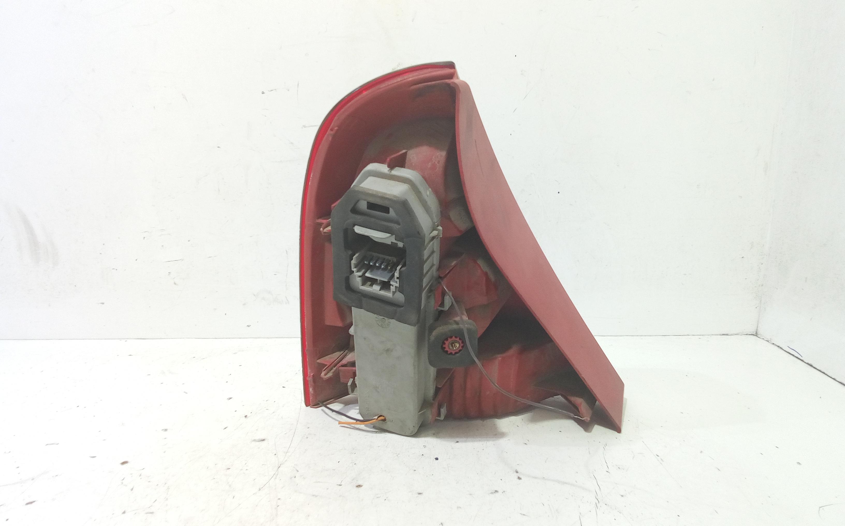 Stop fanale posteriore Destro Passeggero RENAULT Clio Serie (01>05)