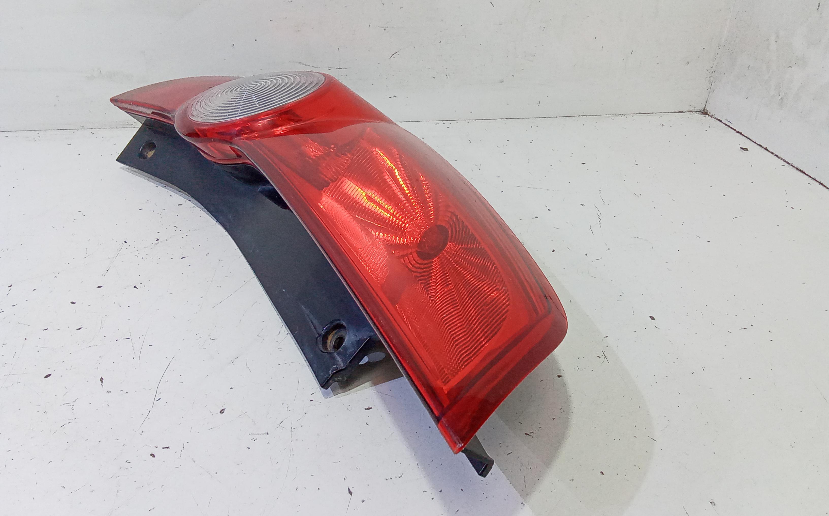 Stop fanale Posteriore sinistro lato Guida OPEL Agila B