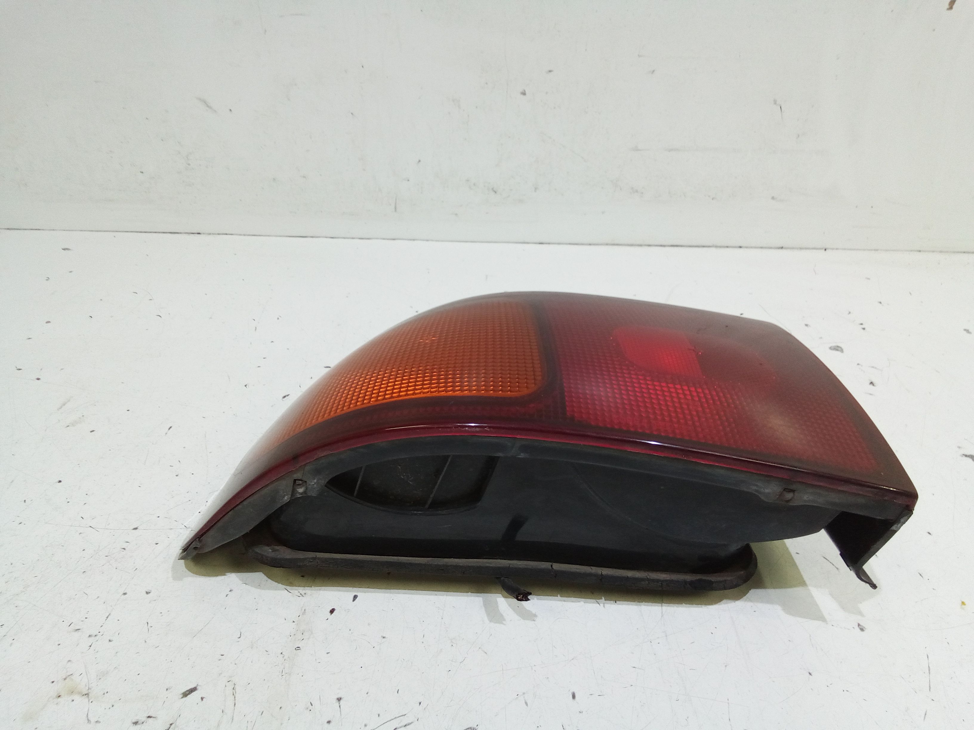 Stop fanale Posteriore sinistro lato Guida HYUNDAI Sonica Serie