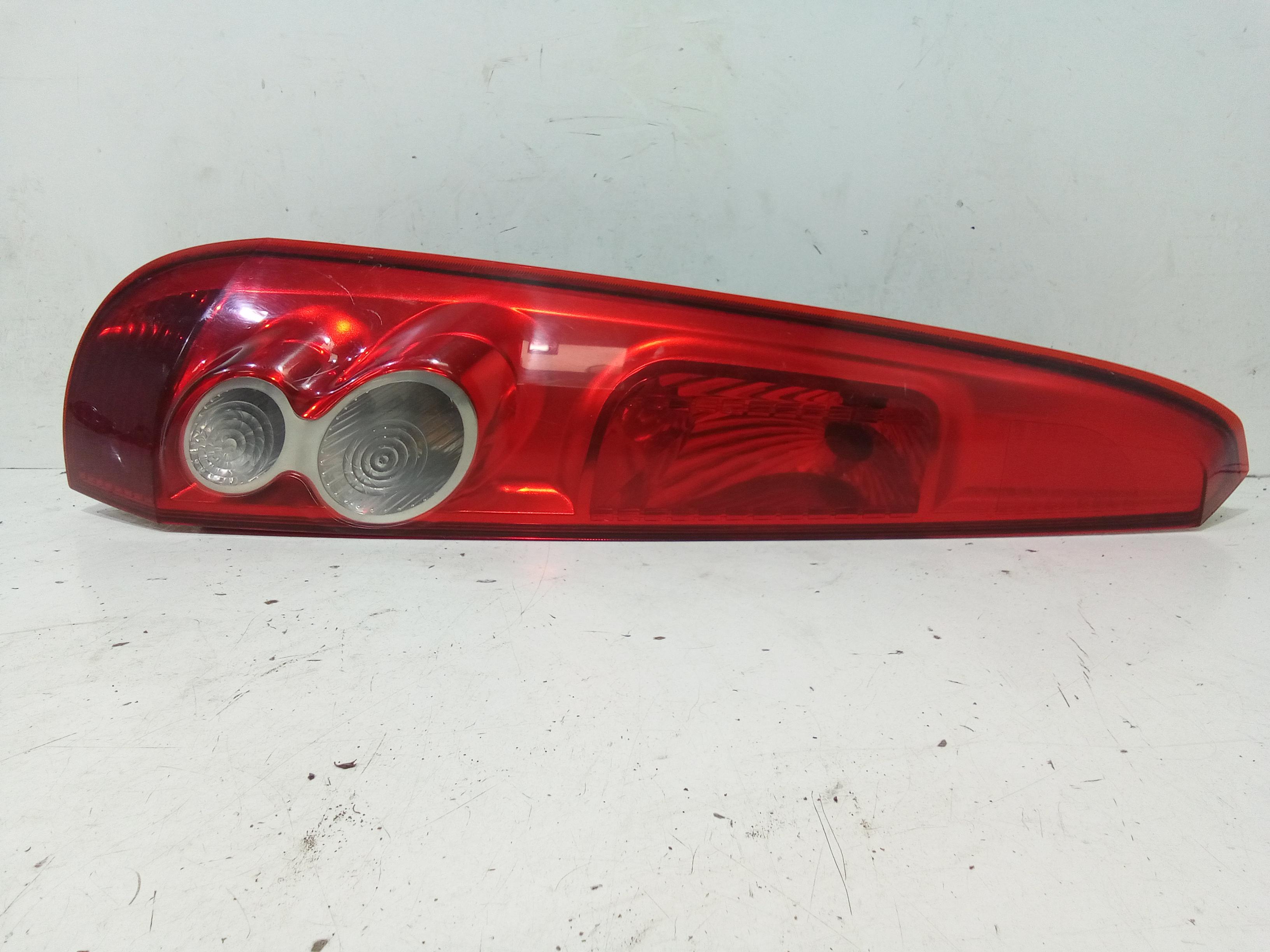 Stop fanale Posteriore sinistro lato Guida FORD Fiesta 5 Serie