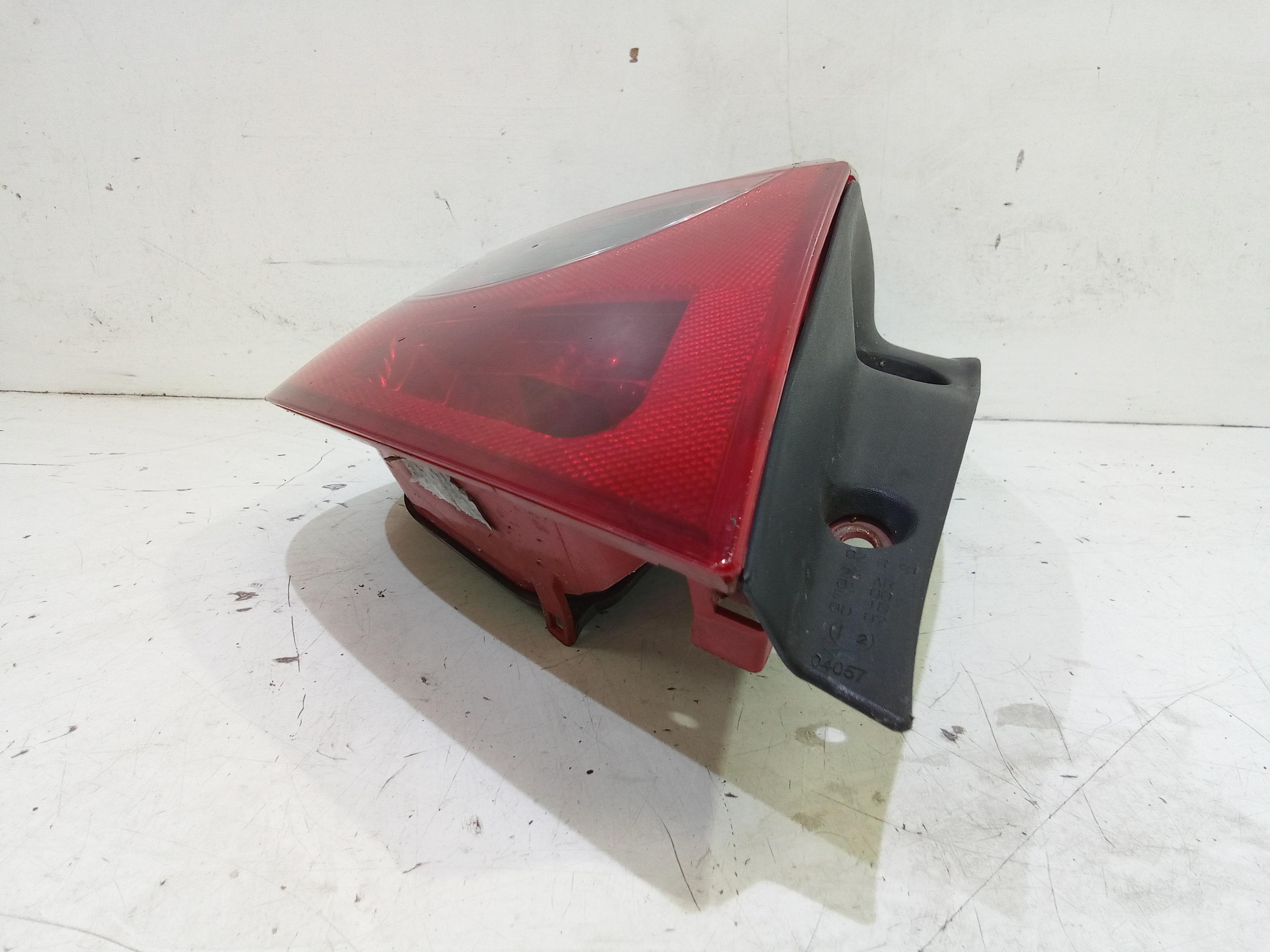 Stop fanale Posteriore sinistro lato Guida RENAULT Clio Serie (08>15)