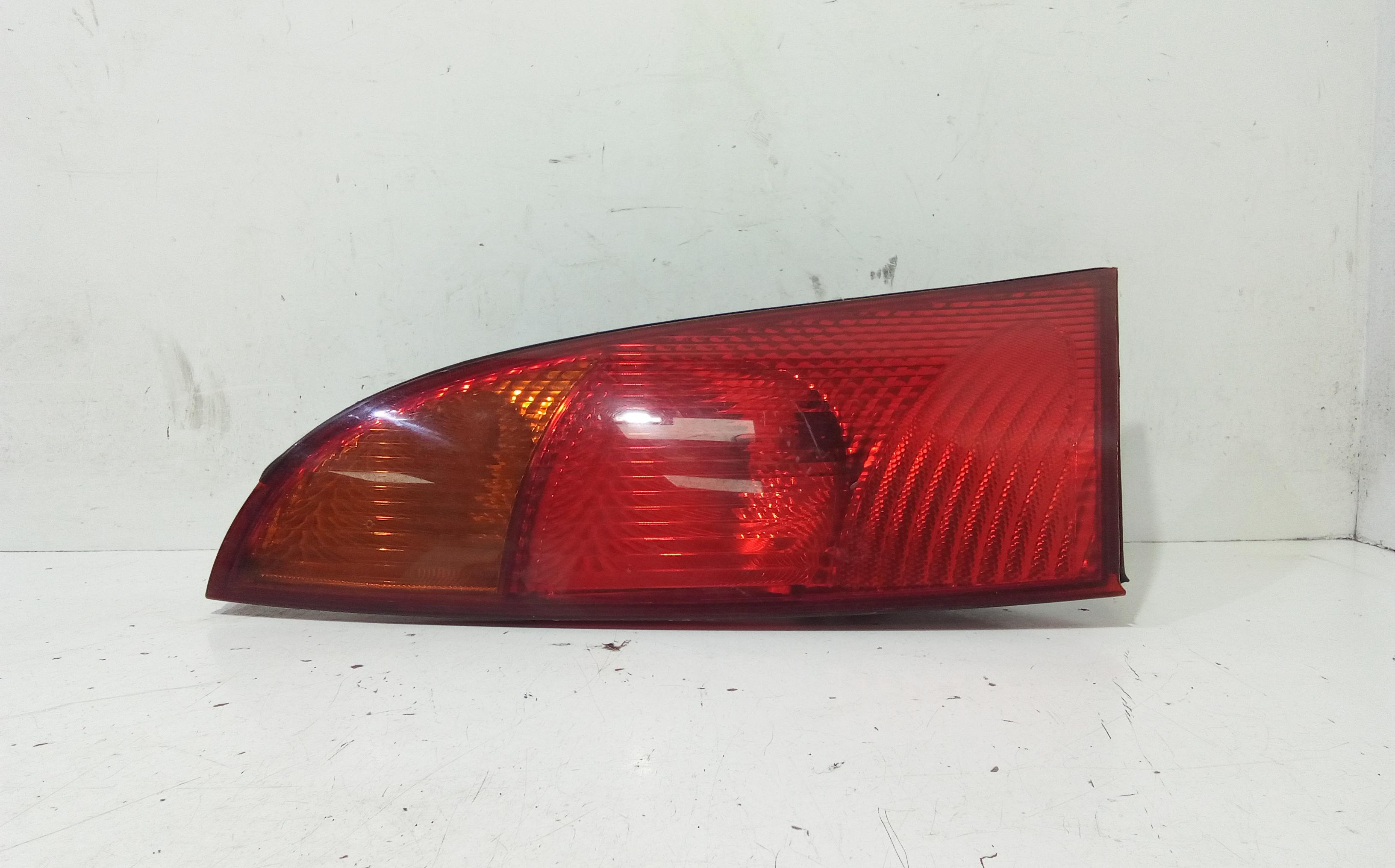 Stop fanale Posteriore sinistro lato Guida FORD Focus Berlina 2 Serie