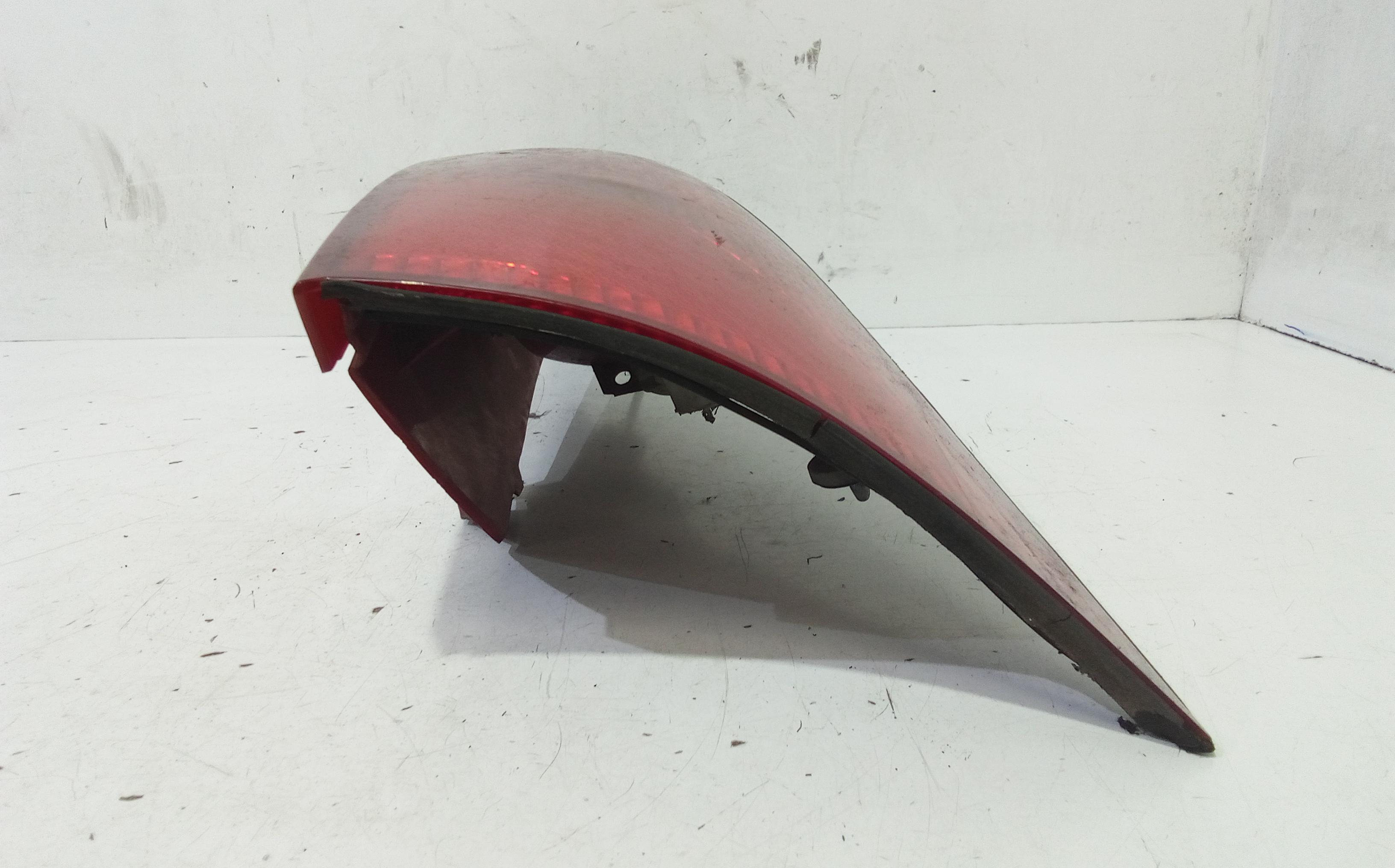 Stop fanale Posteriore sinistro lato Guida FORD Focus Berlina 2 Serie