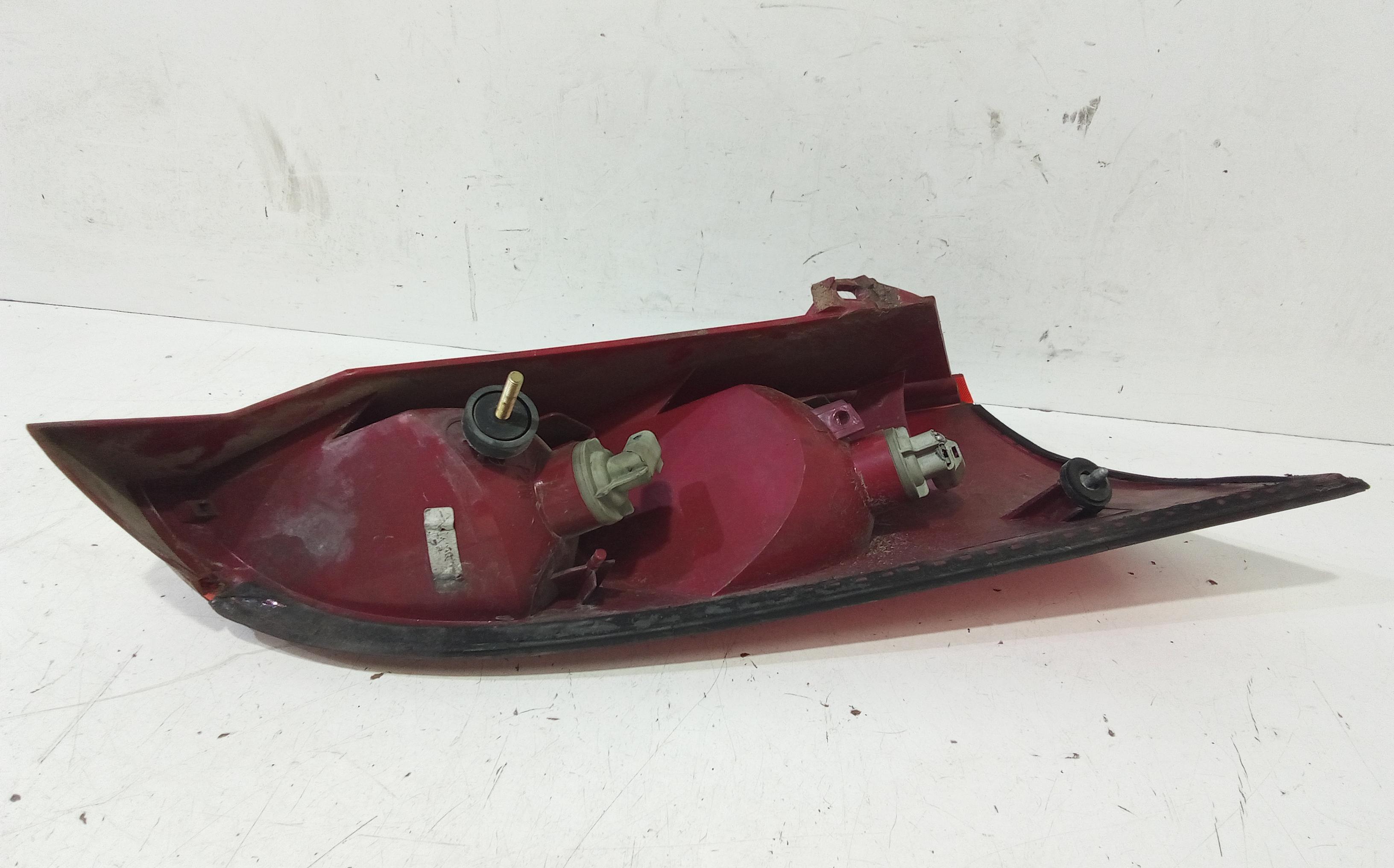 Stop fanale Posteriore sinistro lato Guida FORD Focus Berlina 2 Serie