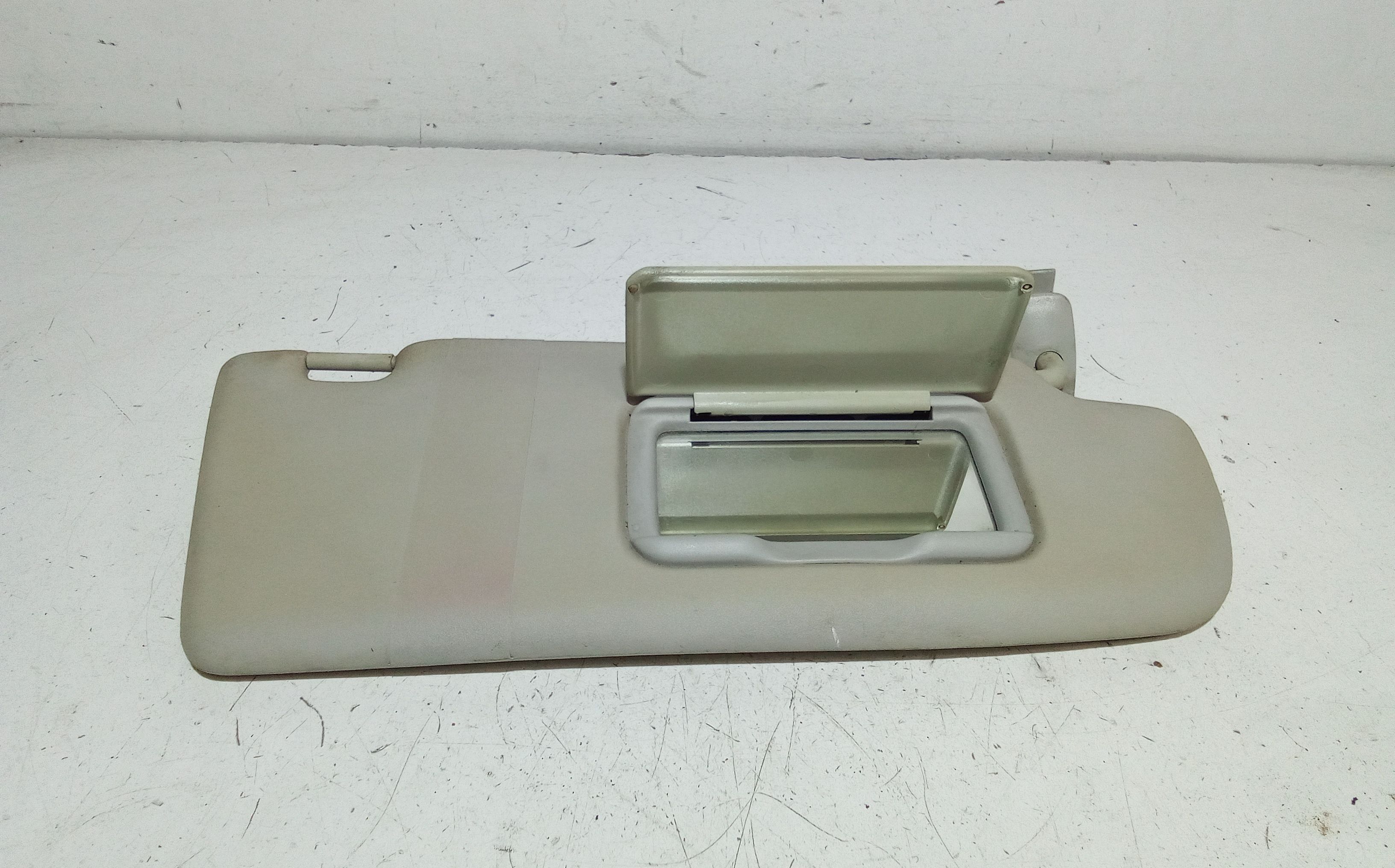 Parasole aletta Lato Passeggero AUDI A4 Berlina (8E) (00>04)