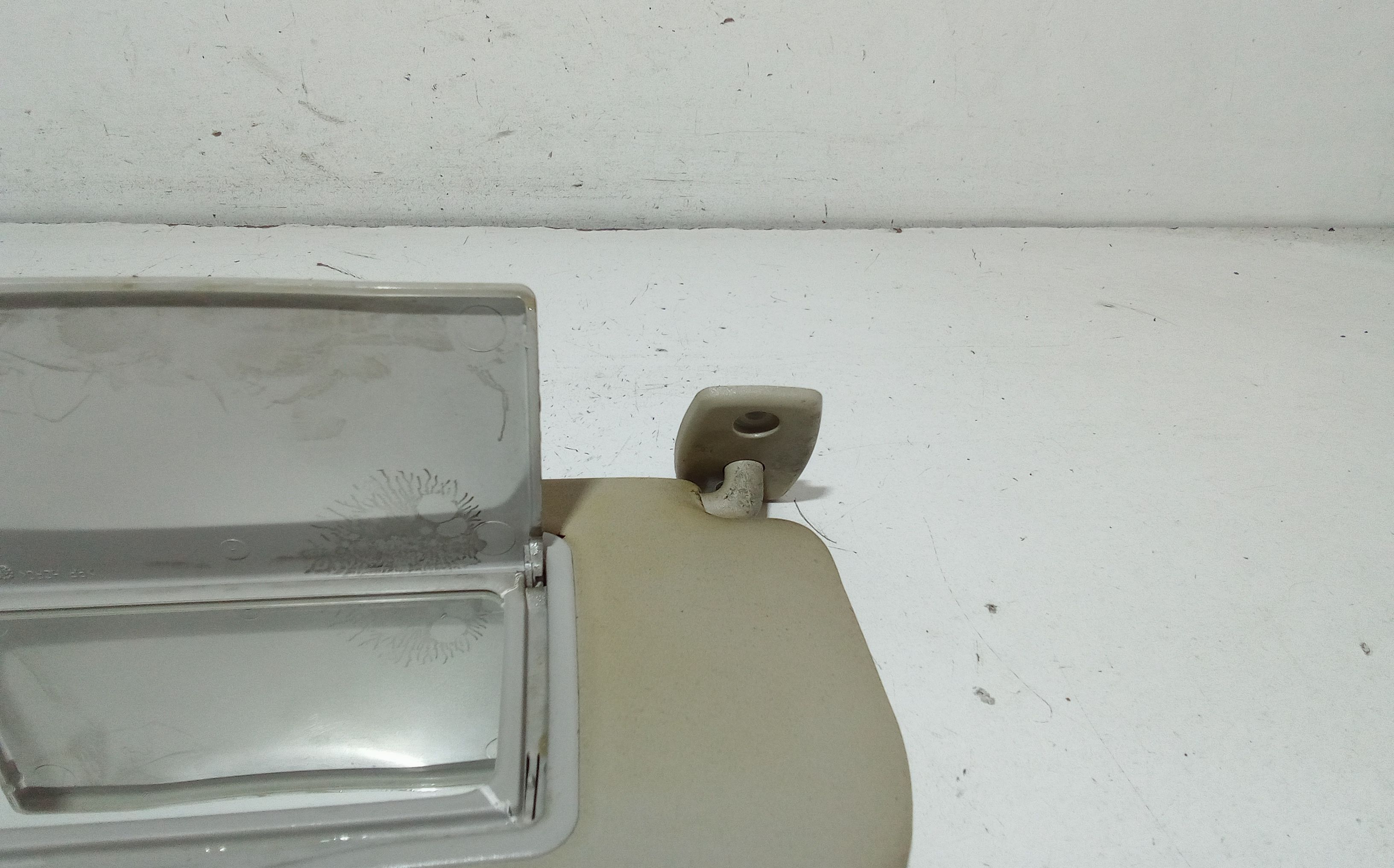 Parasole aletta Lato Passeggero TOYOTA Aygo 2 Serie