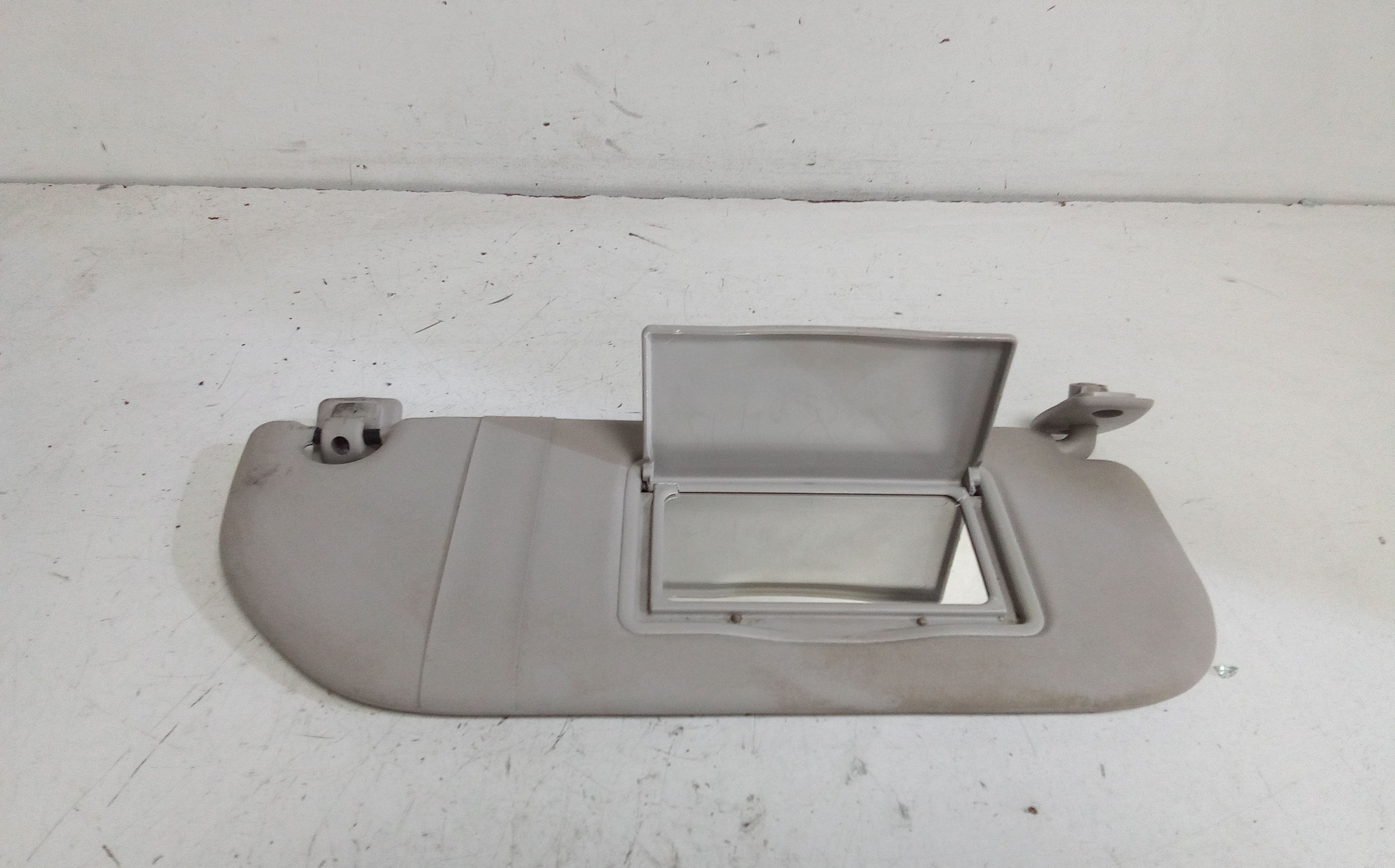 Parasole aletta Lato Passeggero TOYOTA Aygo 2 Serie