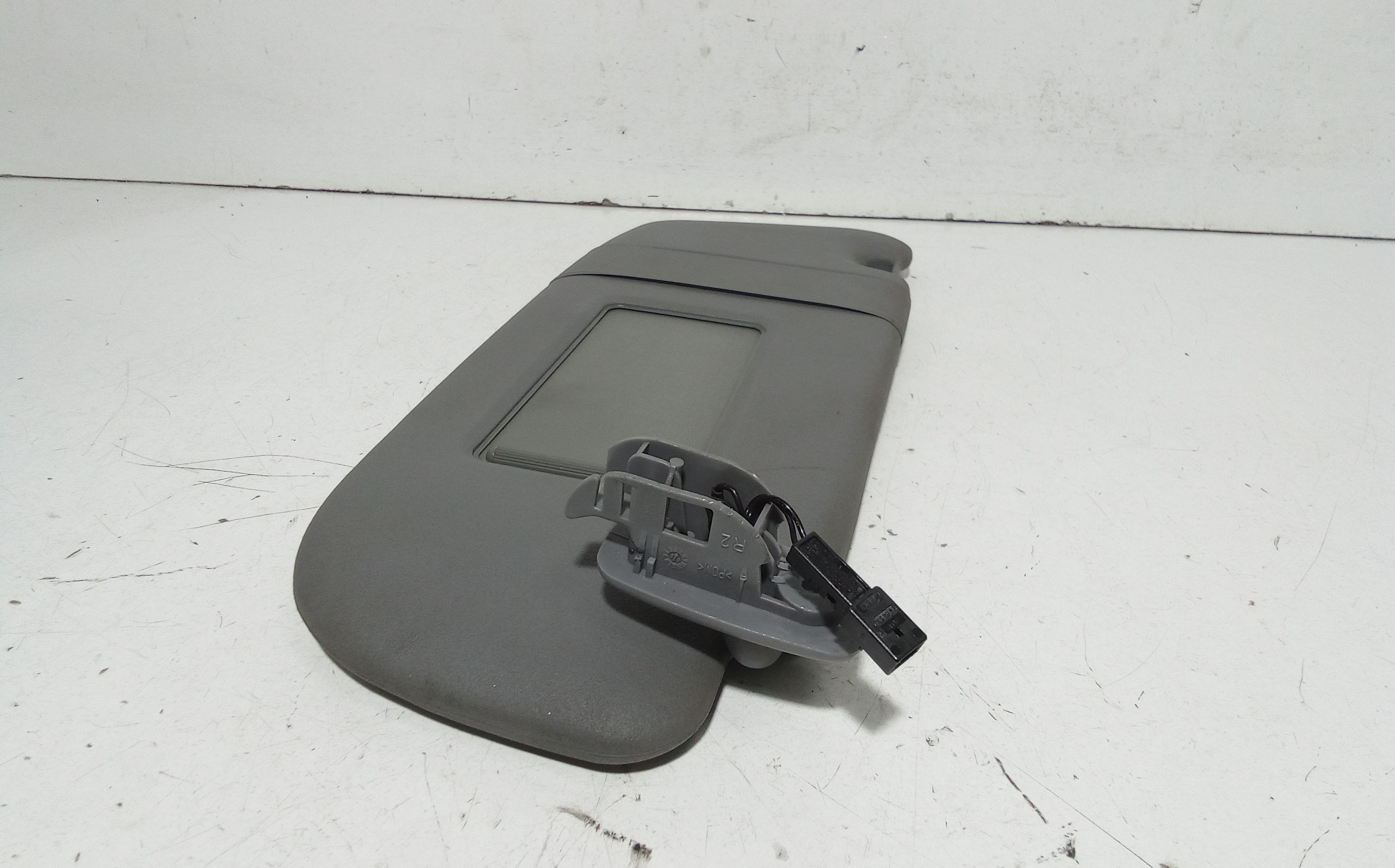 Parasole aletta Lato Passeggero AUDI A4 Berlina (B5) (94>99)