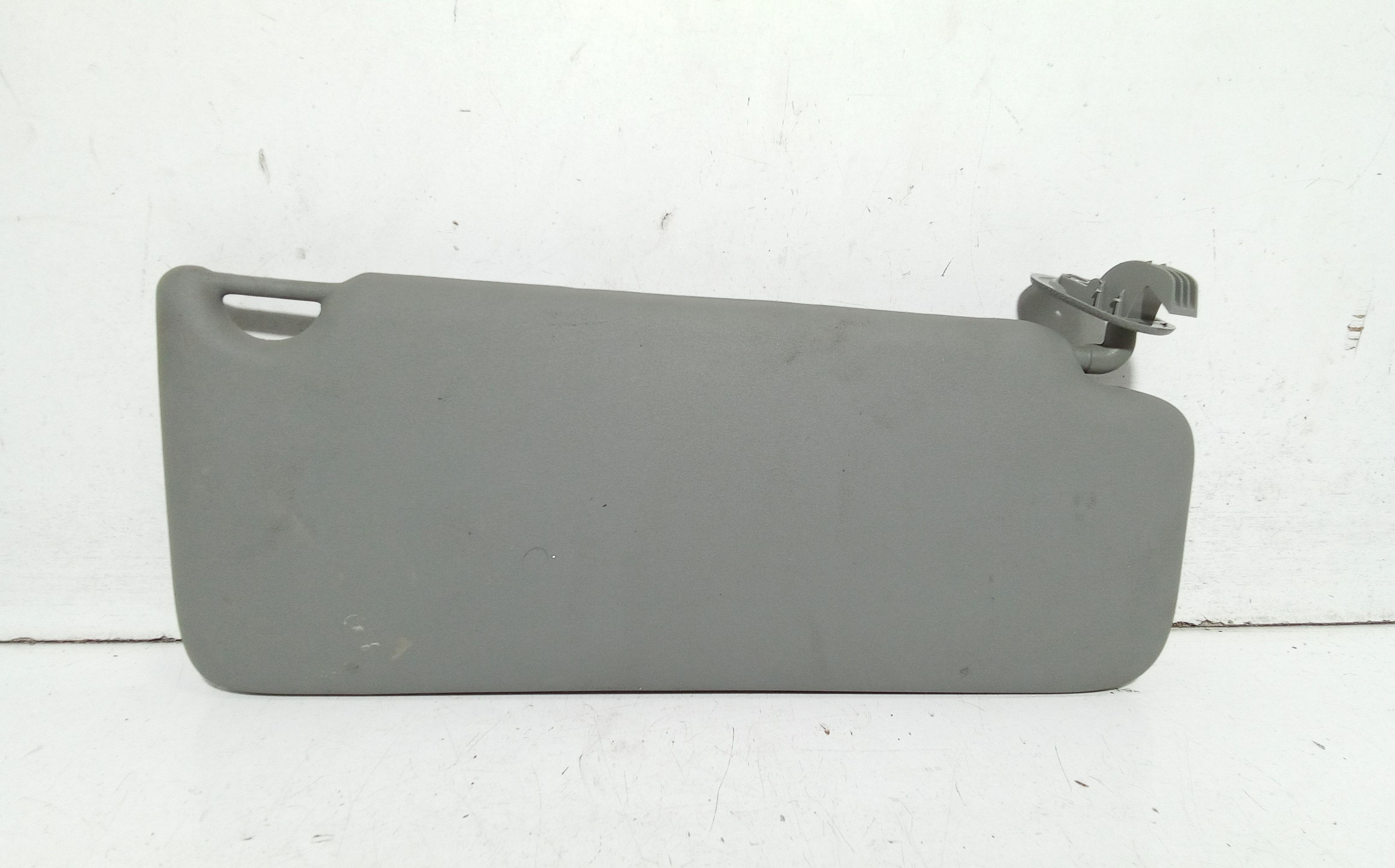 Parasole aletta anteriore Lato Guida RENAULT Clio Serie (01>05)