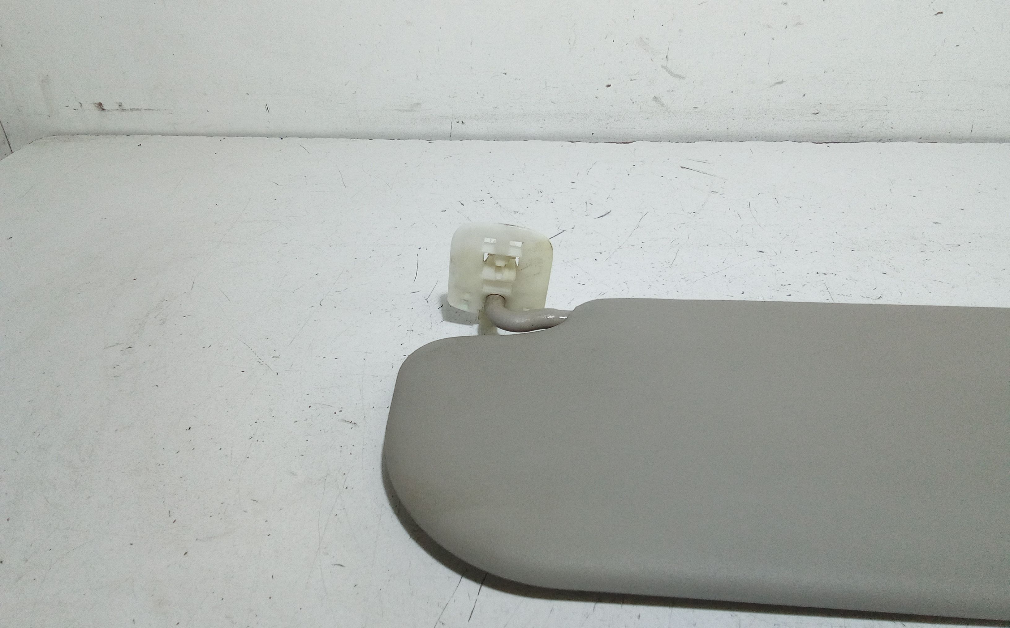 Parasole aletta anteriore Lato Guida RENAULT Clio Serie (04>08)