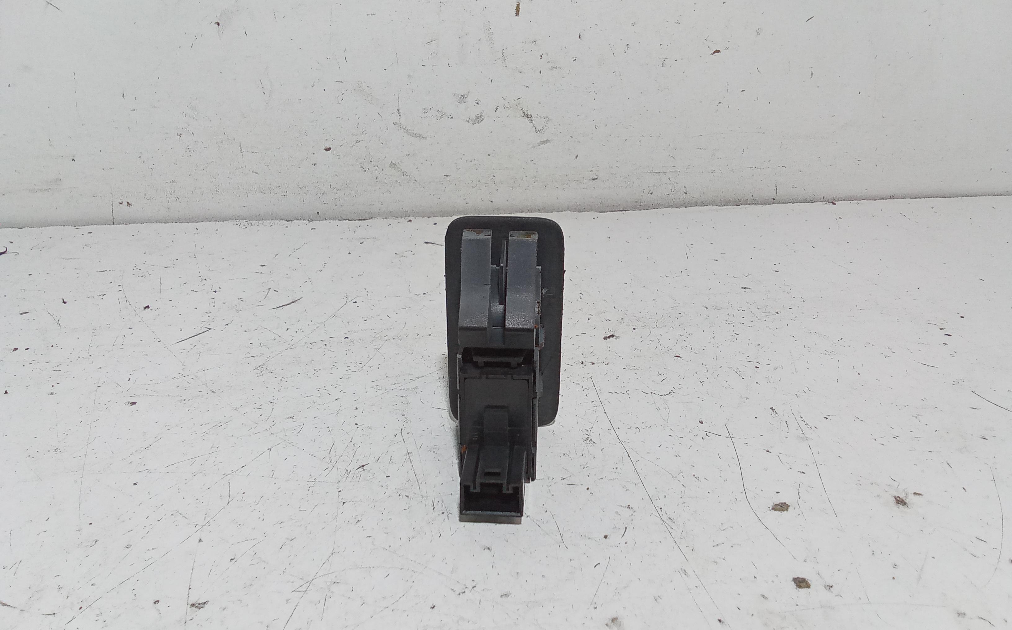 Pulsantiera Anteriore Destra Passeggero VOLKSWAGEN Touareg 1 Serie