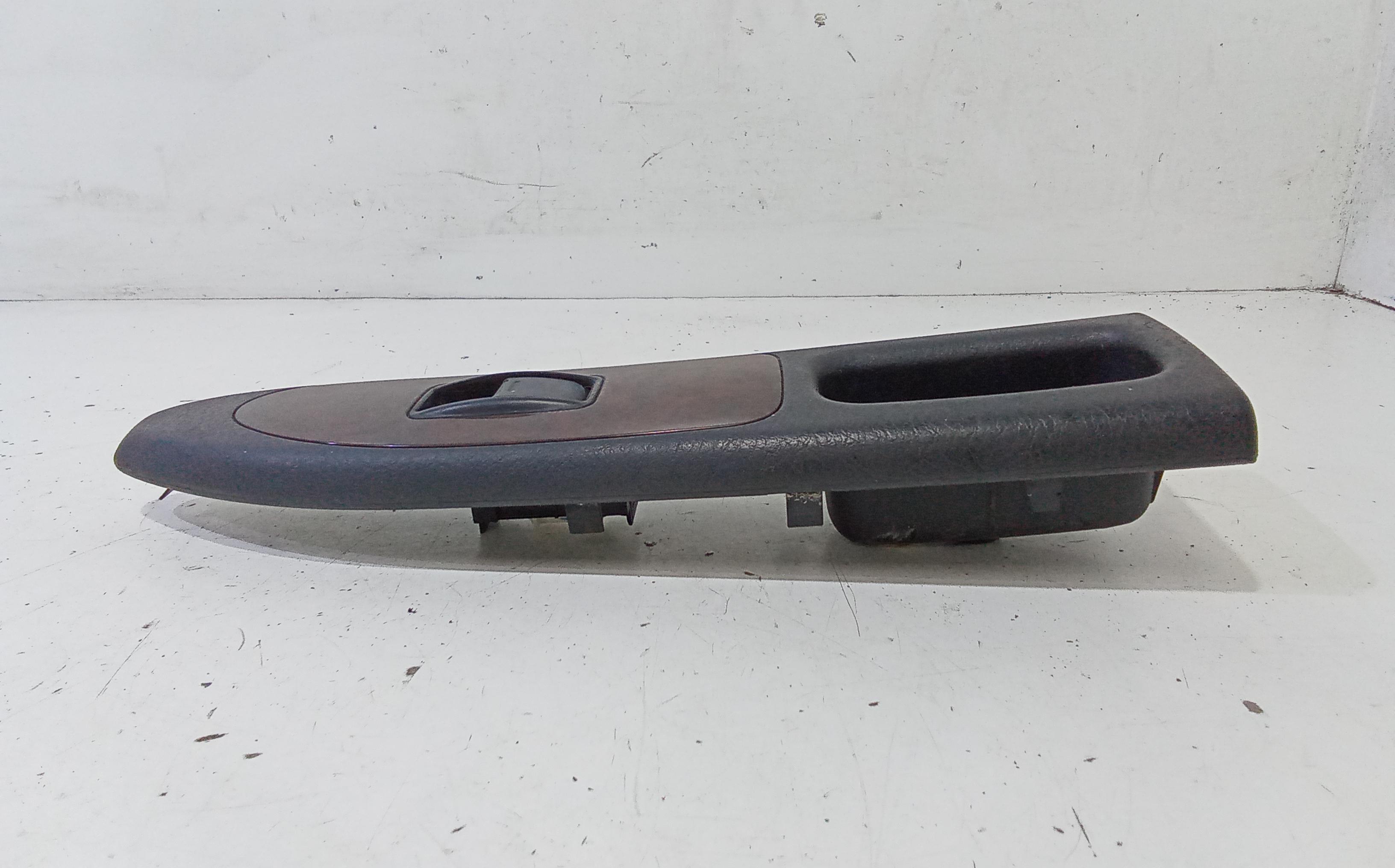 Pulsantiera Anteriore Destra Passeggero TOYOTA Avensis Berlina 2 Serie