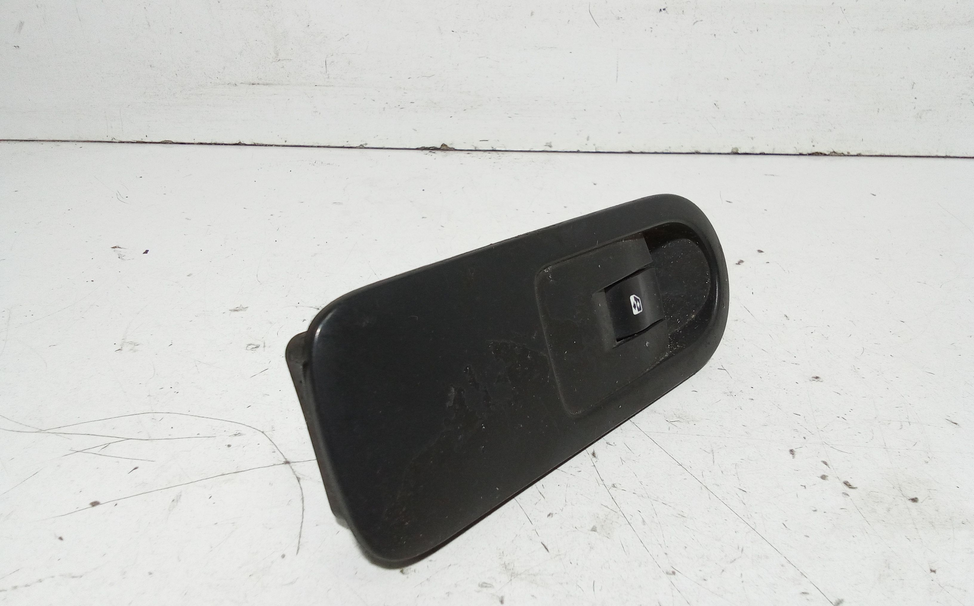 Pulsantiera Anteriore Destra Passeggero RENAULT Scenic Serie (03>09)