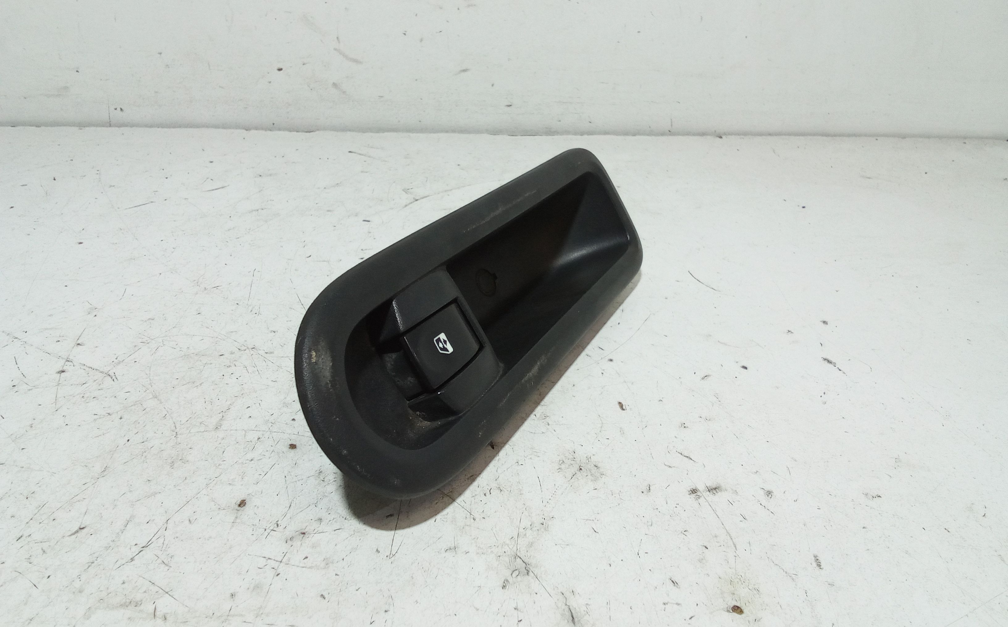 Pulsantiera Anteriore Destra Passeggero RENAULT Clio Serie (04>08)