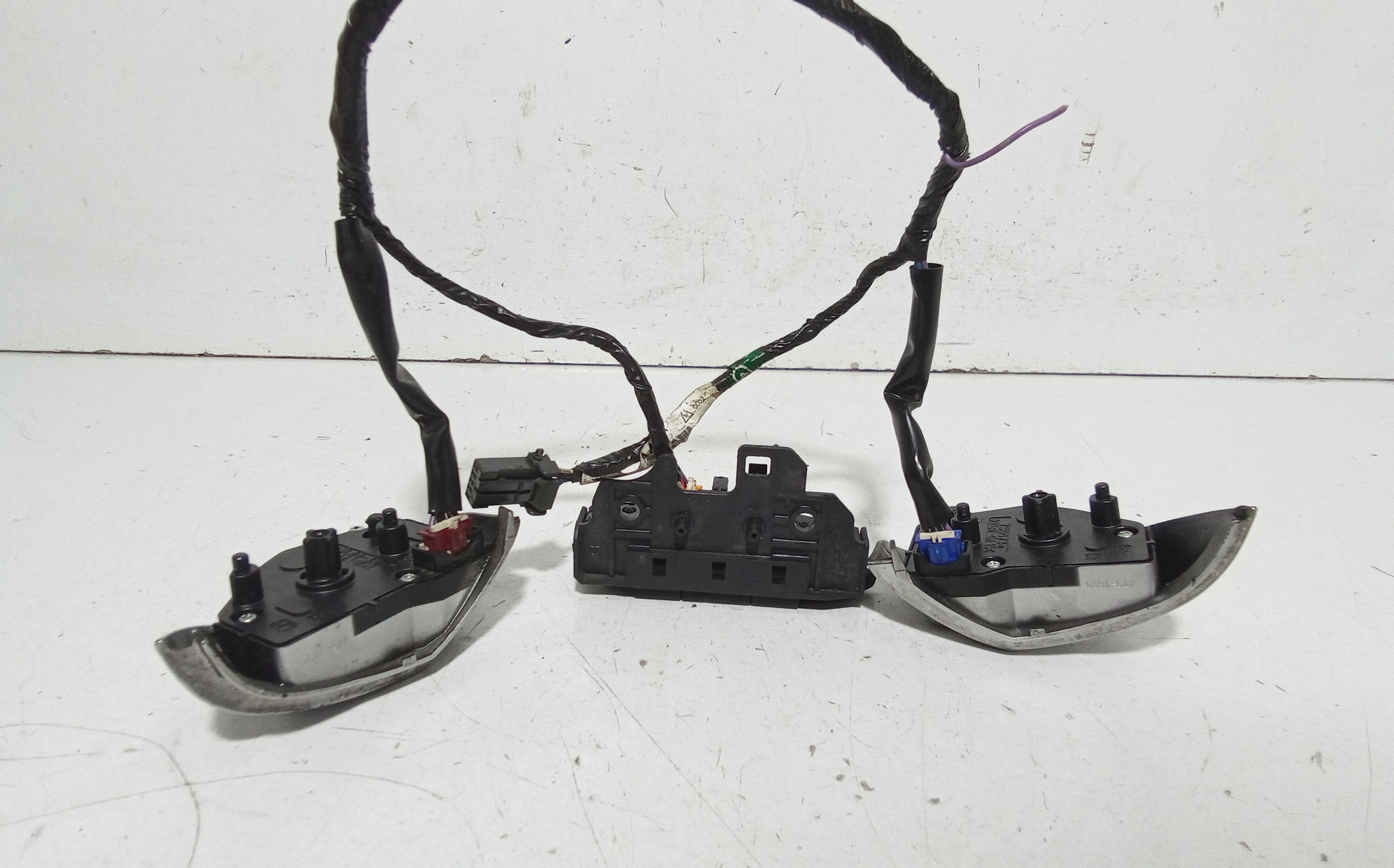 Comandi al volante multifunzione MITSUBISHI Outlander Serie (CW0) (07>09)