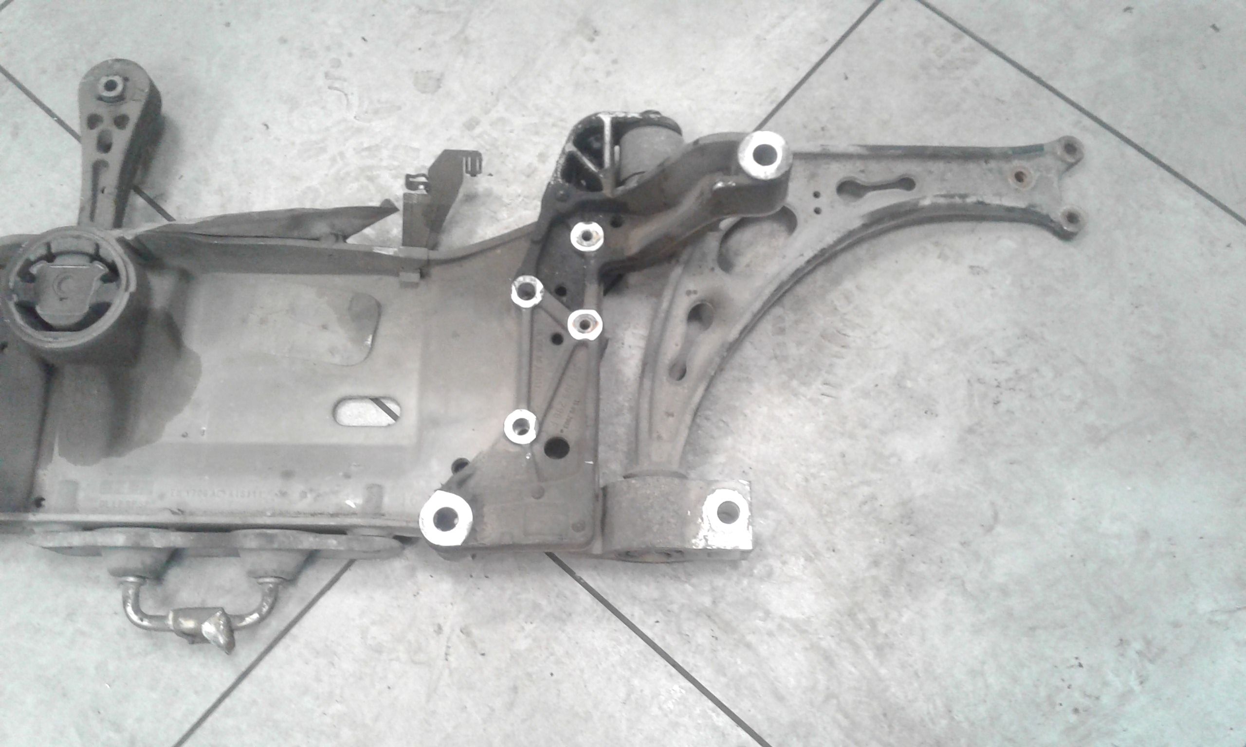 Culla Motore VOLKSWAGEN Touran 1 Serie